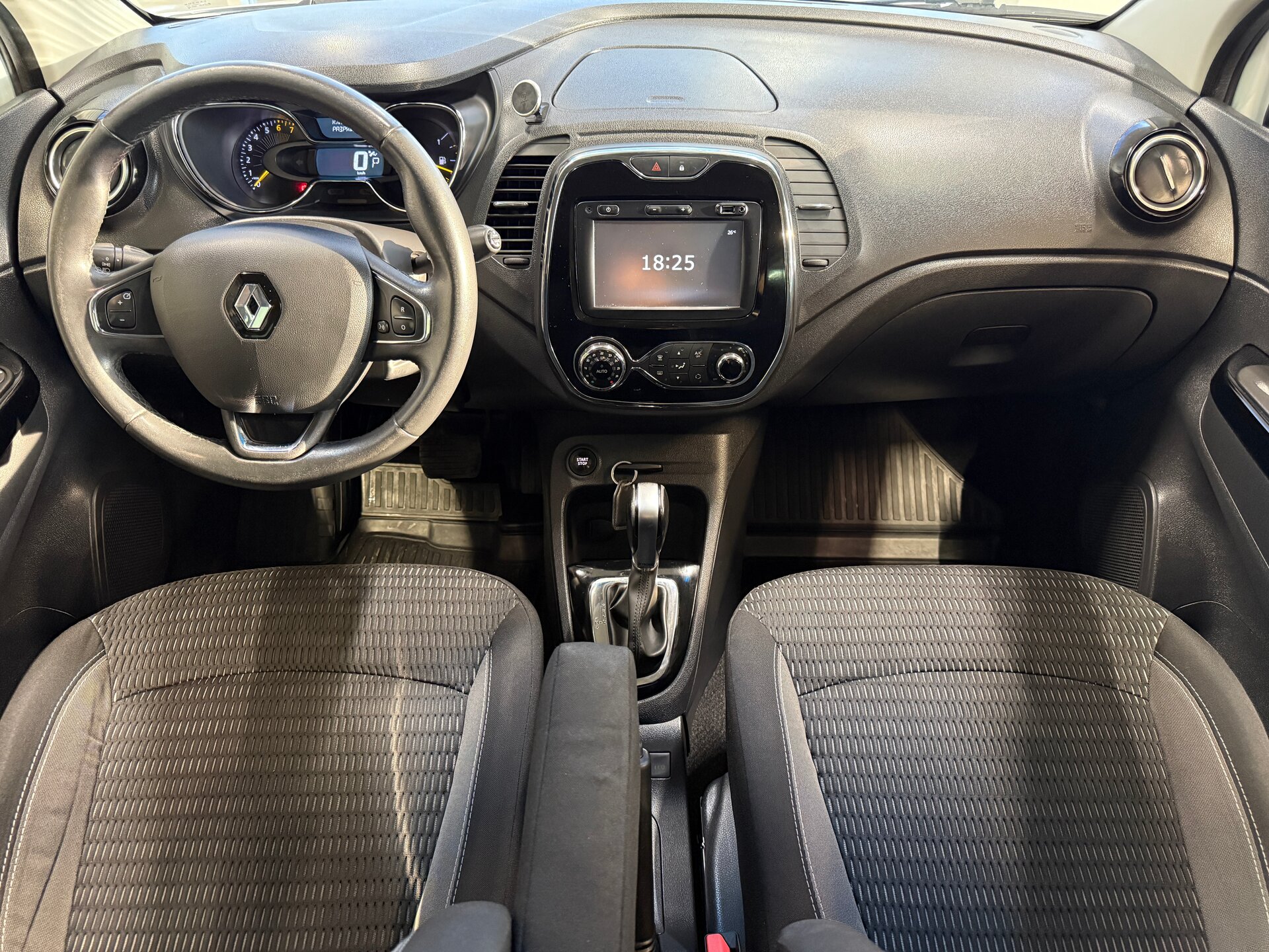 Renault Kaptur, I 2016