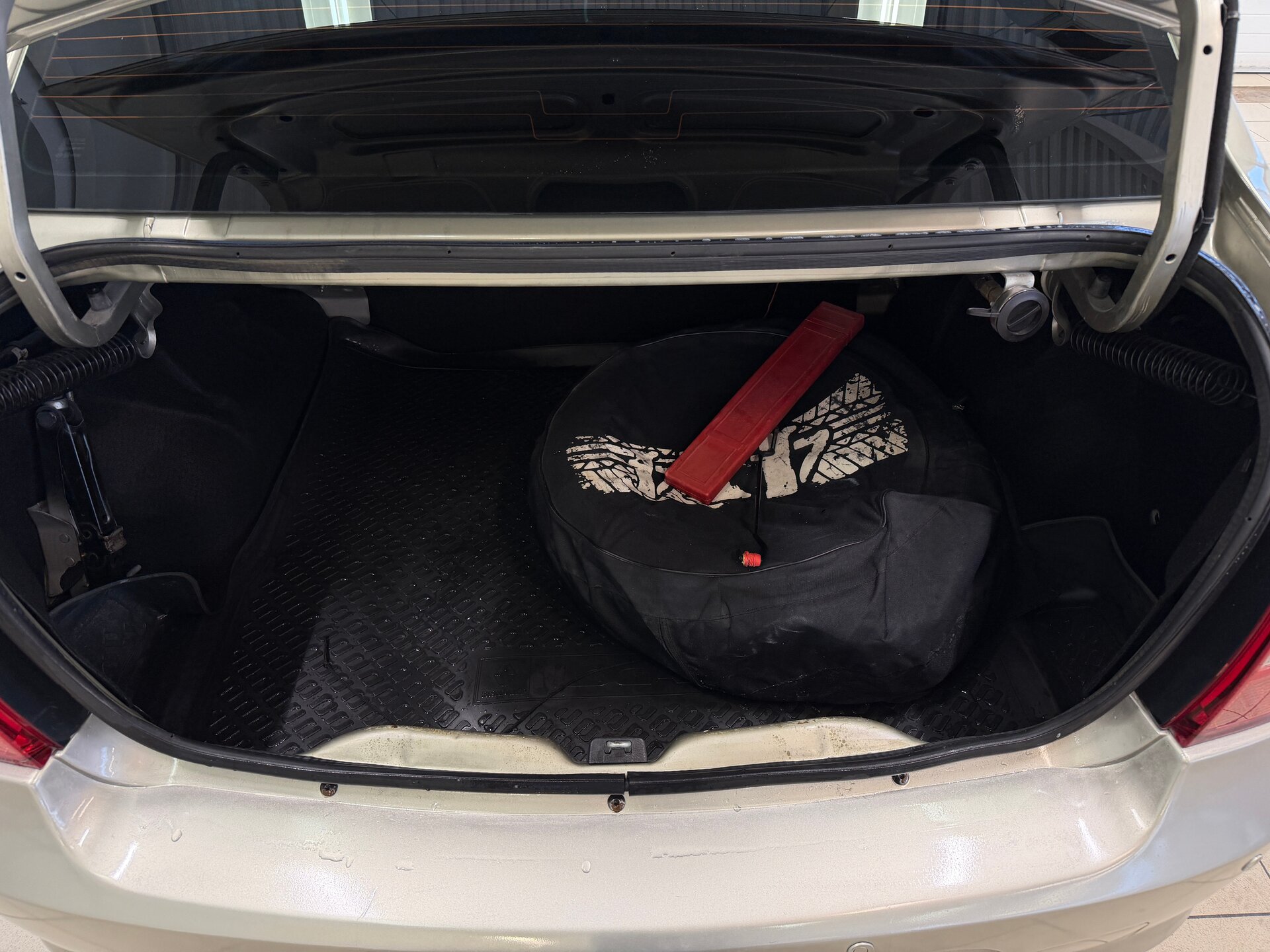 Renault Logan, I Рестайлинг 2013