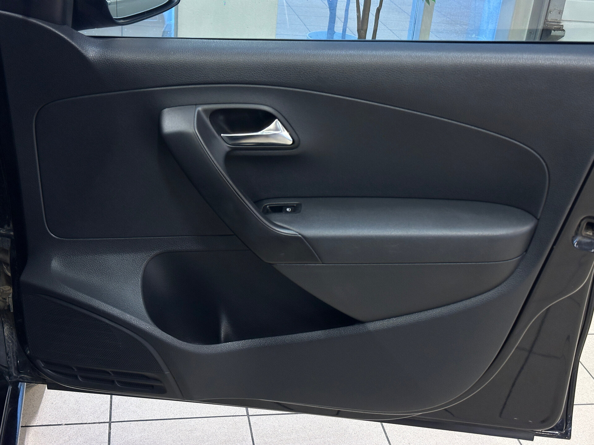 Volkswagen Polo, V 2012 Volkswagen Polo, V 2012