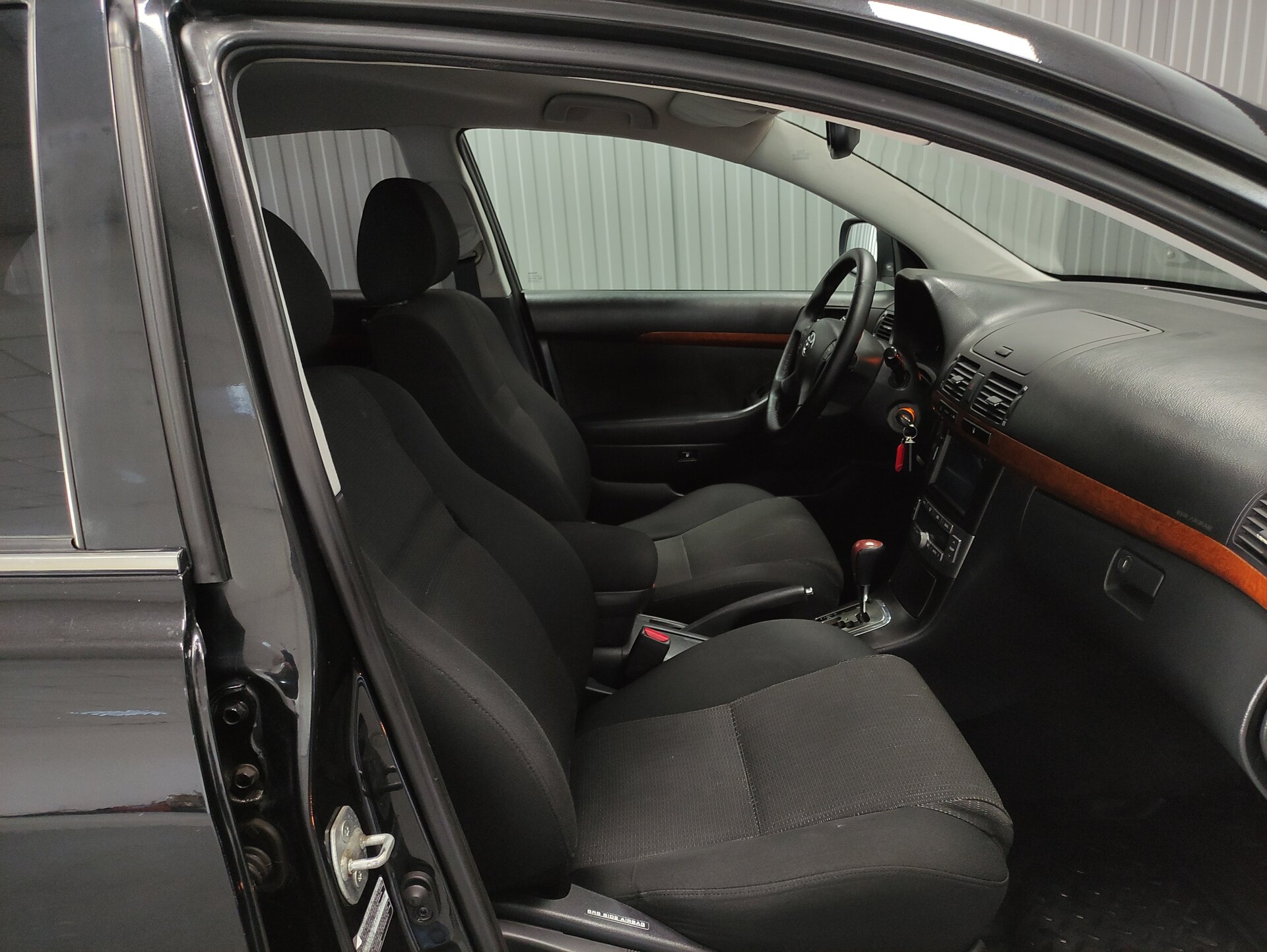 Toyota Avensis, II Рестайлинг 2007