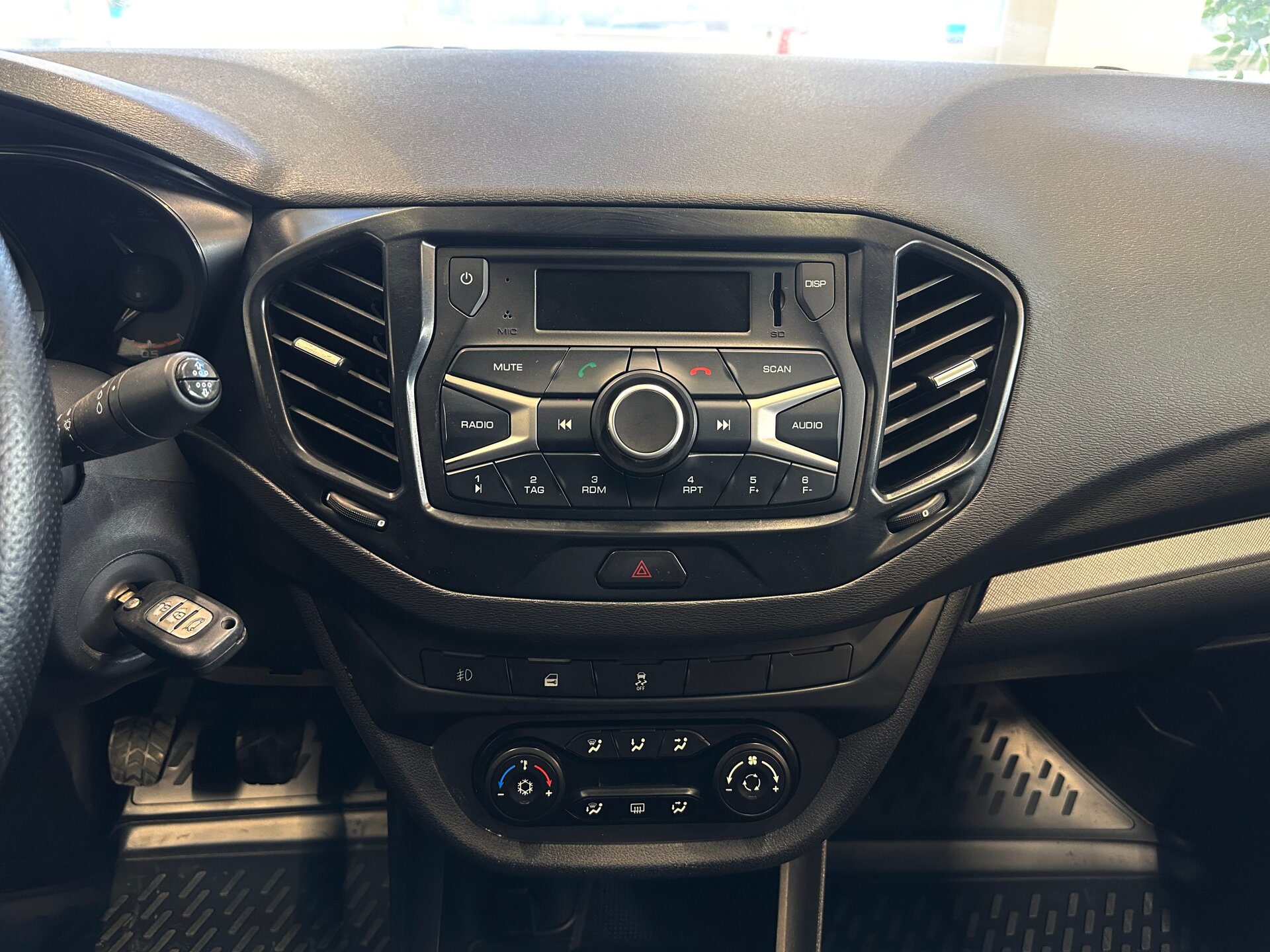Lada (ВАЗ) Vesta, I 2019