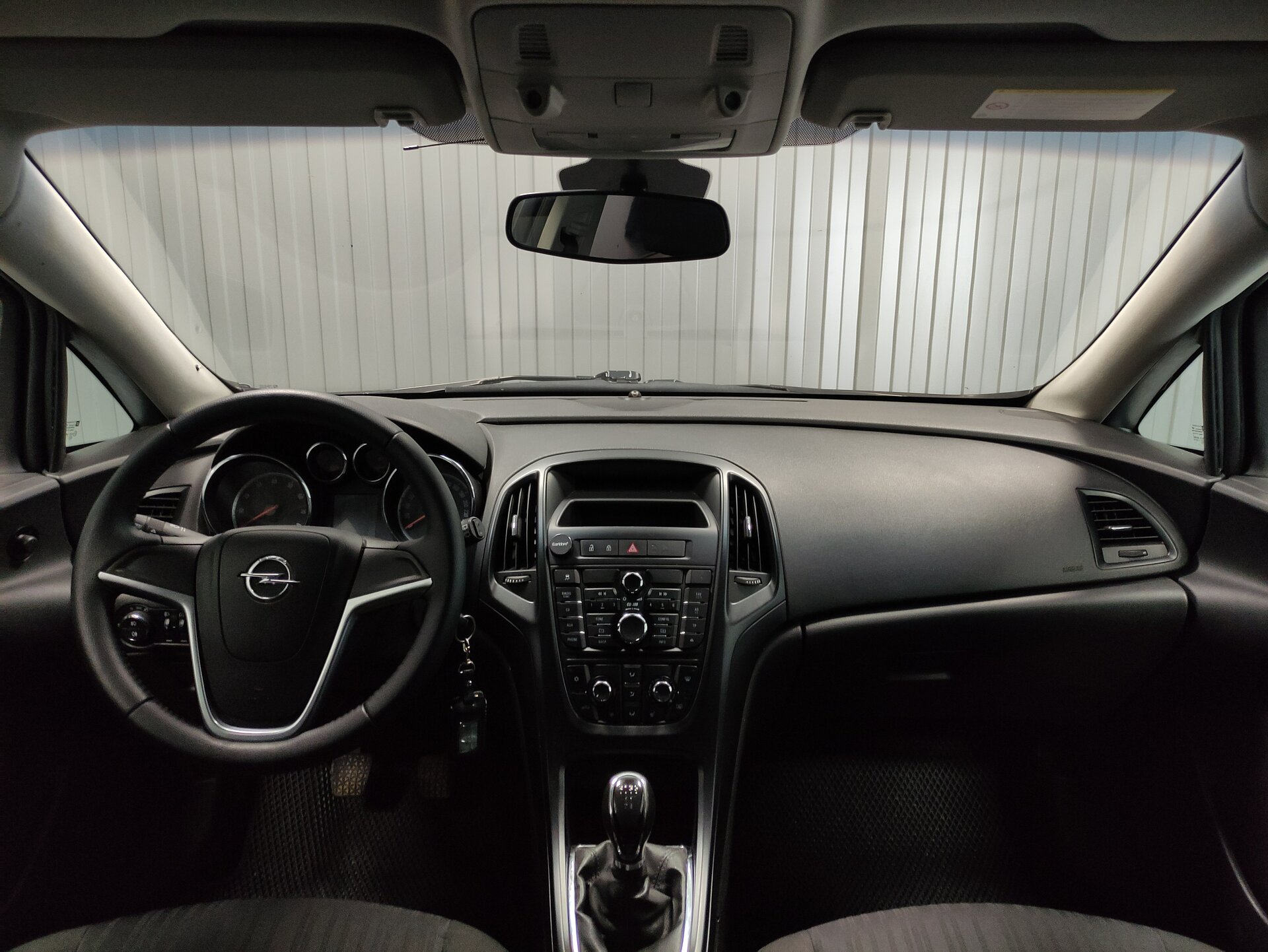 Opel Astra, J 2011