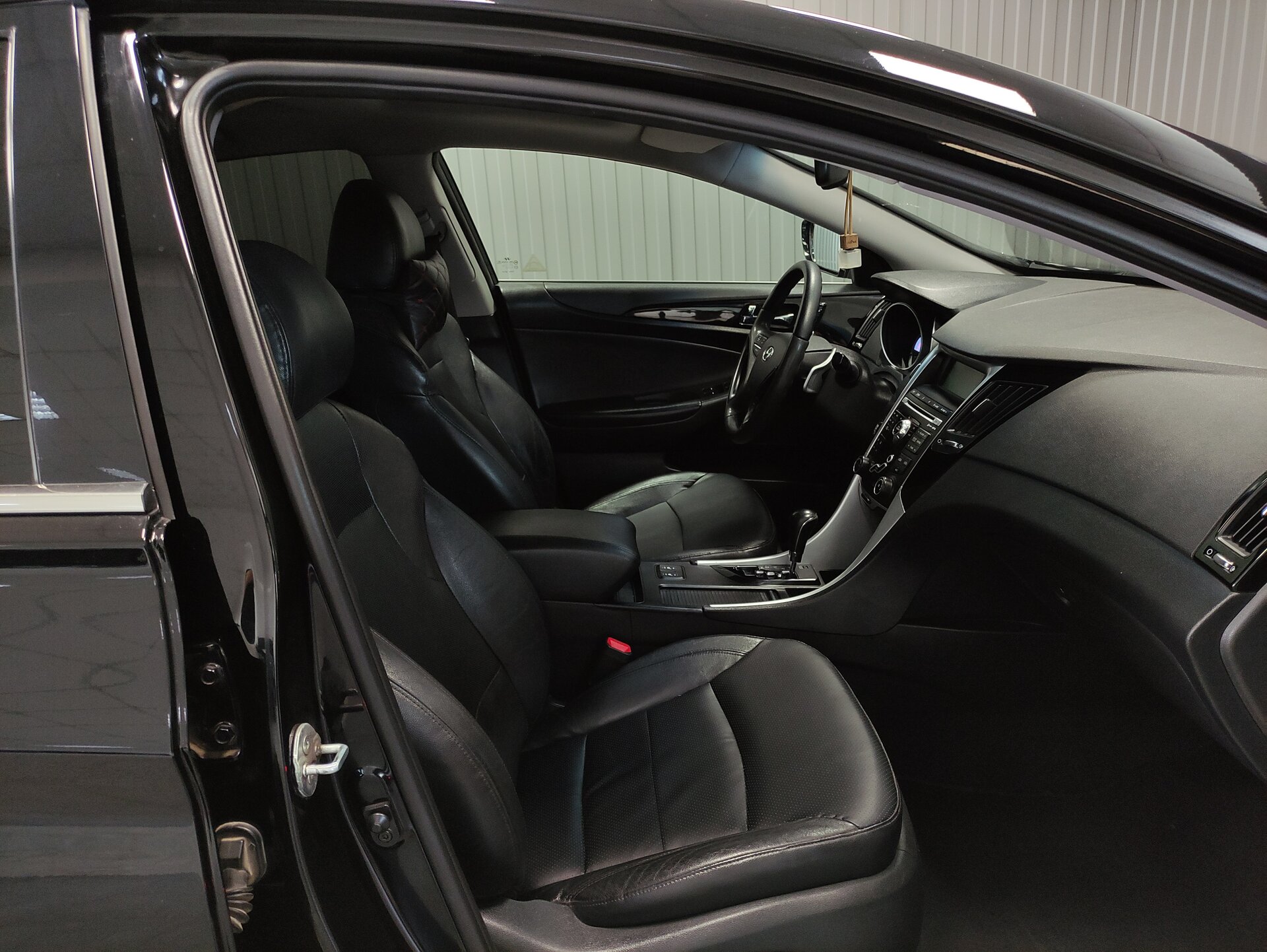 Hyundai Sonata, VI (YF) 2011