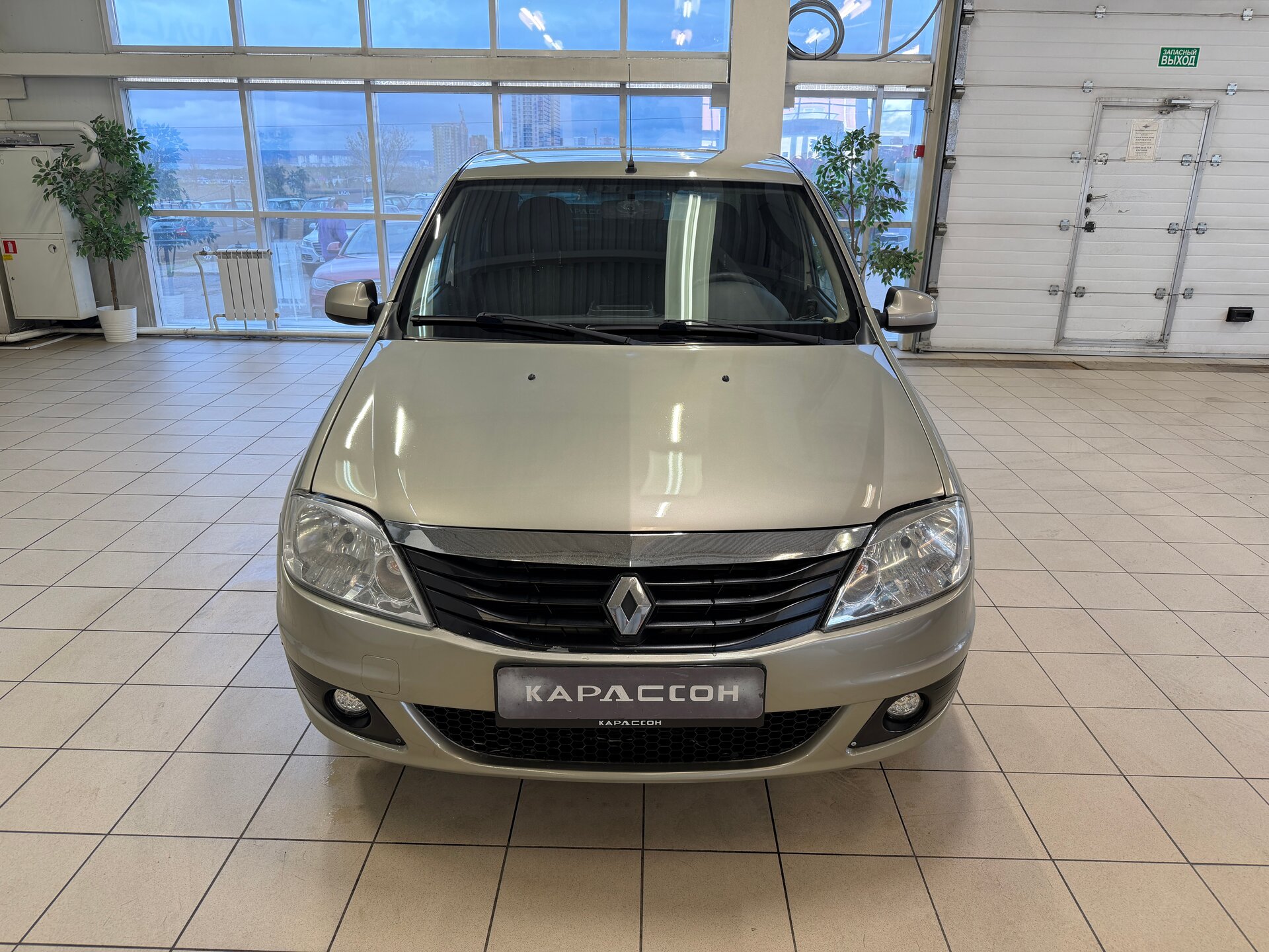 Renault Logan, I Рестайлинг 2013