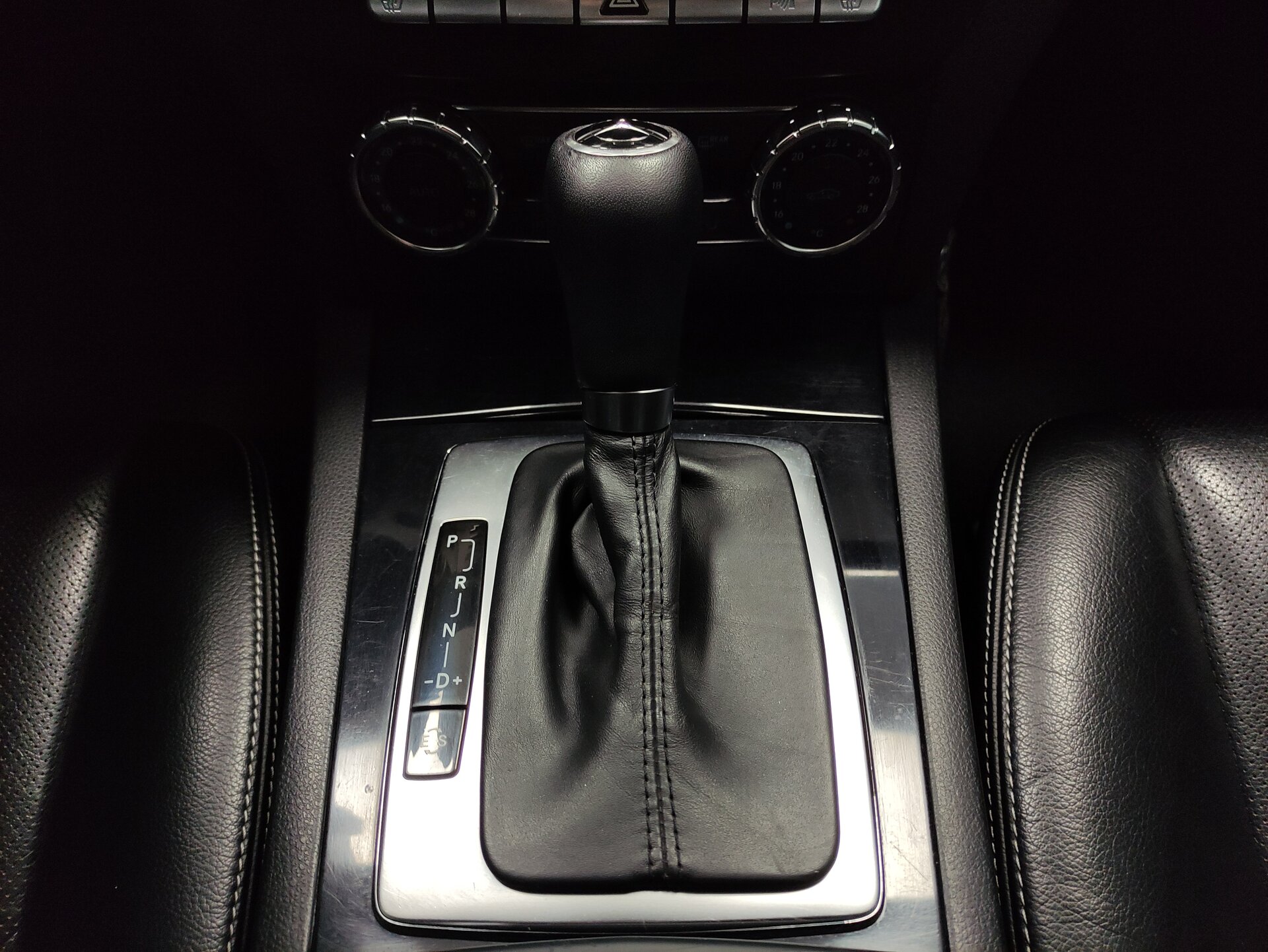 Mercedes-Benz C-Класс, III (W204) Рестайлинг 2011 Mercedes-Benz C-Класс, III (W204) Рестайлинг 2011