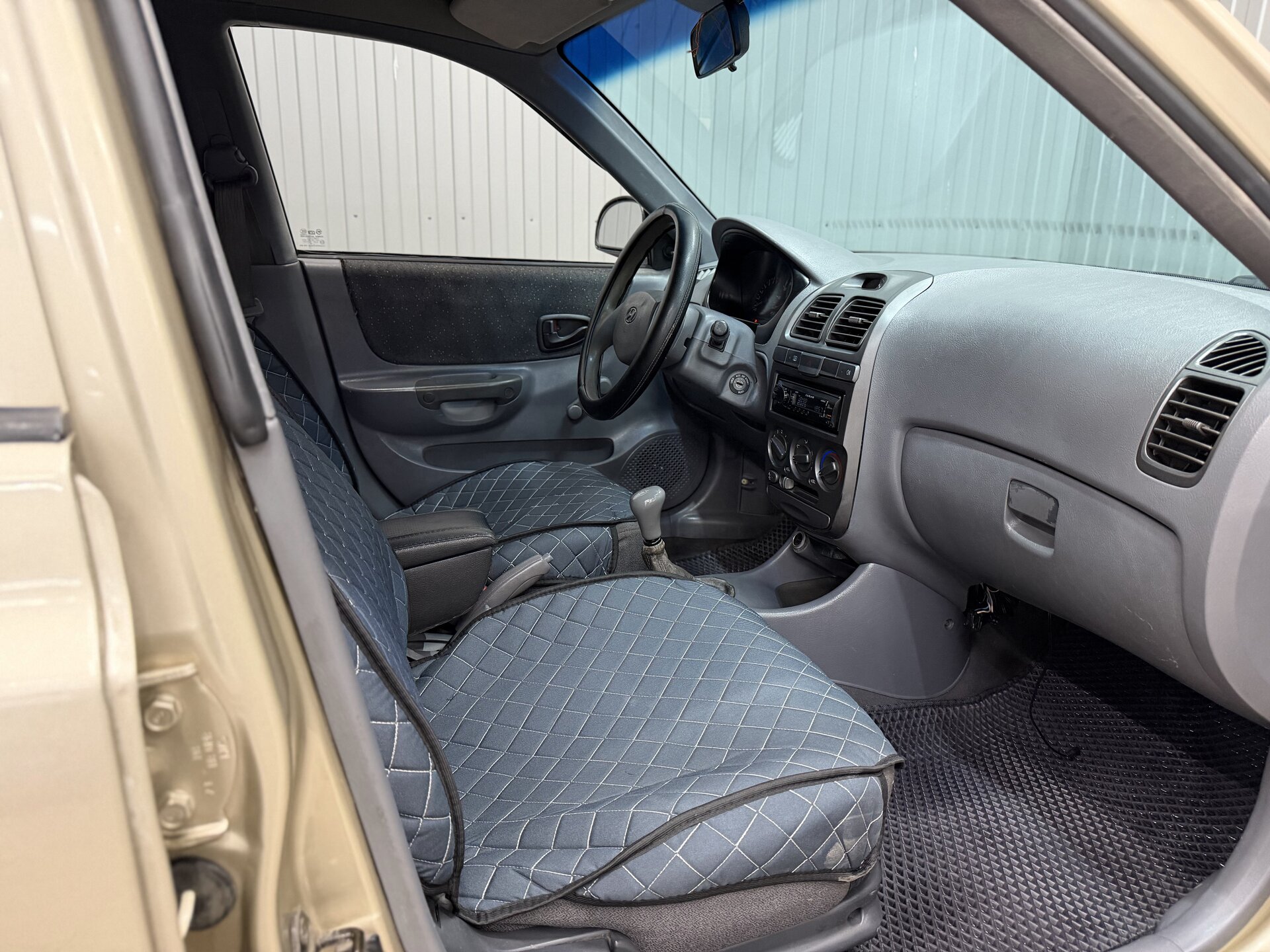 Hyundai Accent, II Рестайлинг 2004