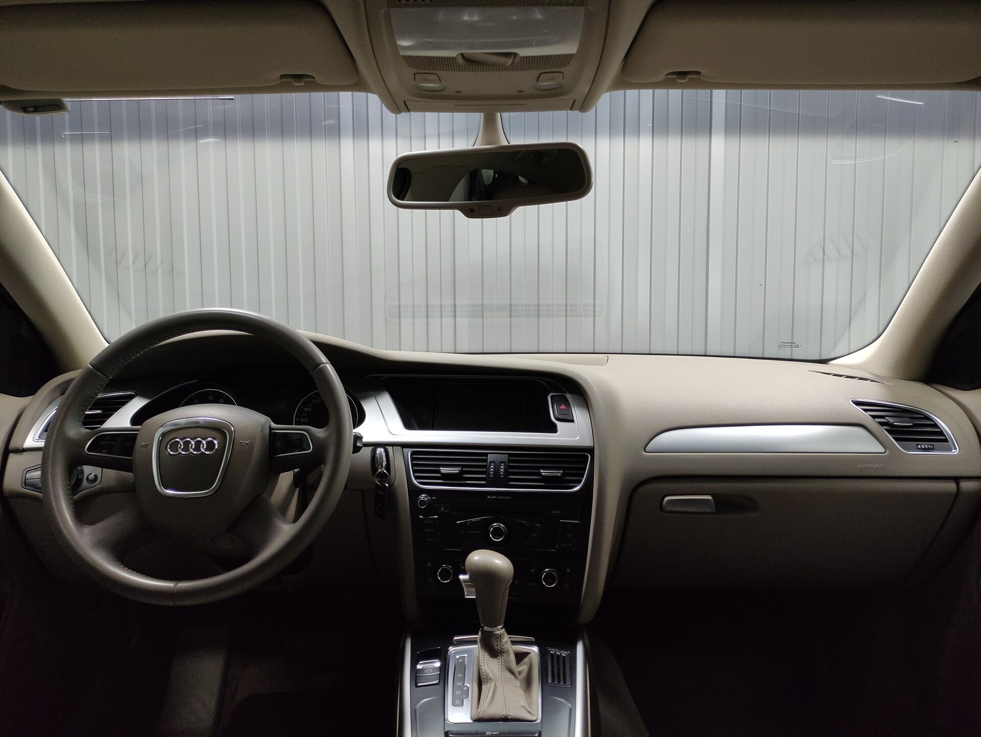Audi A4, IV (B8) 2011