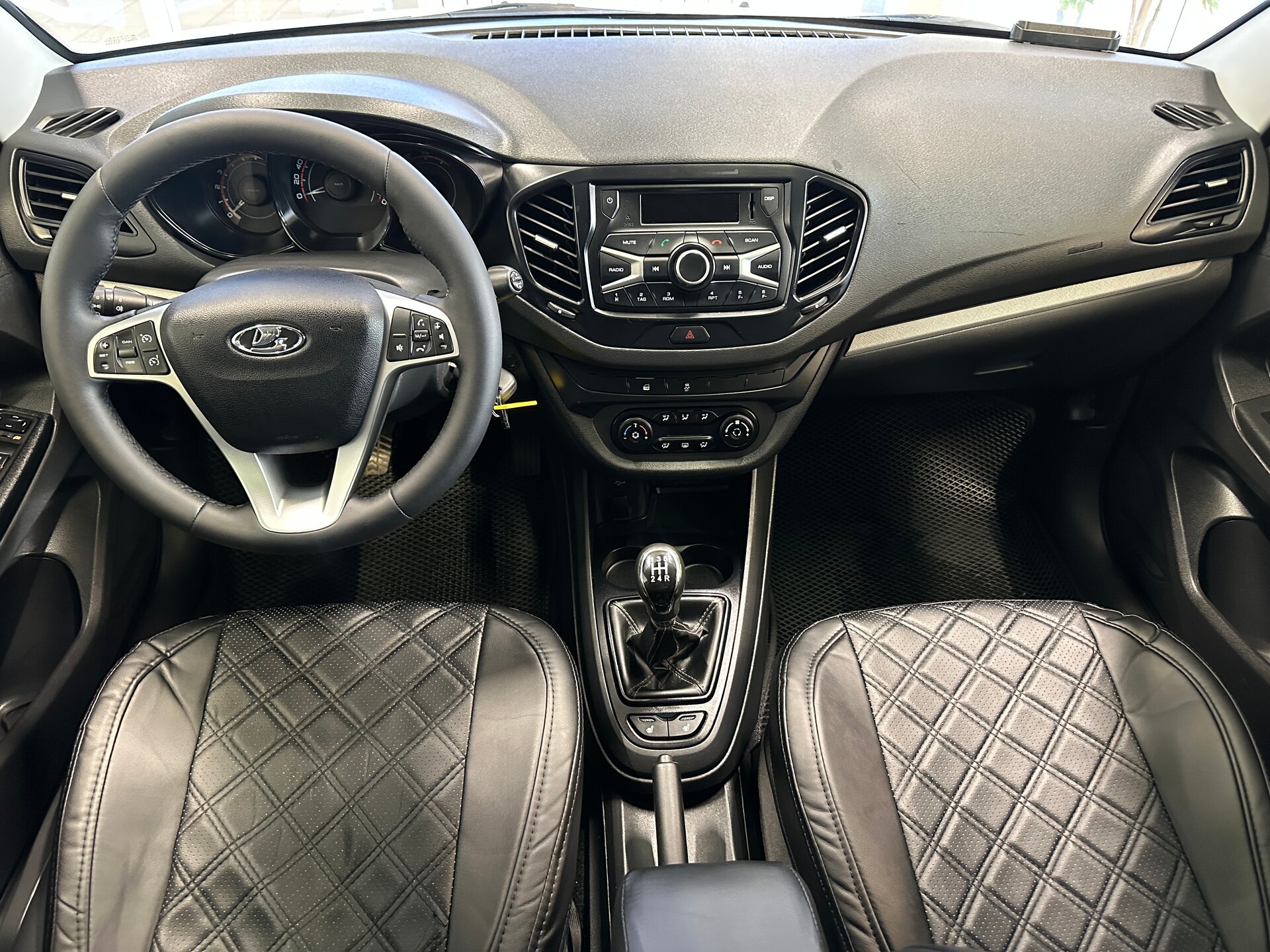 Lada (ВАЗ) Vesta, I 2018 Lada (ВАЗ) Vesta, I 2018