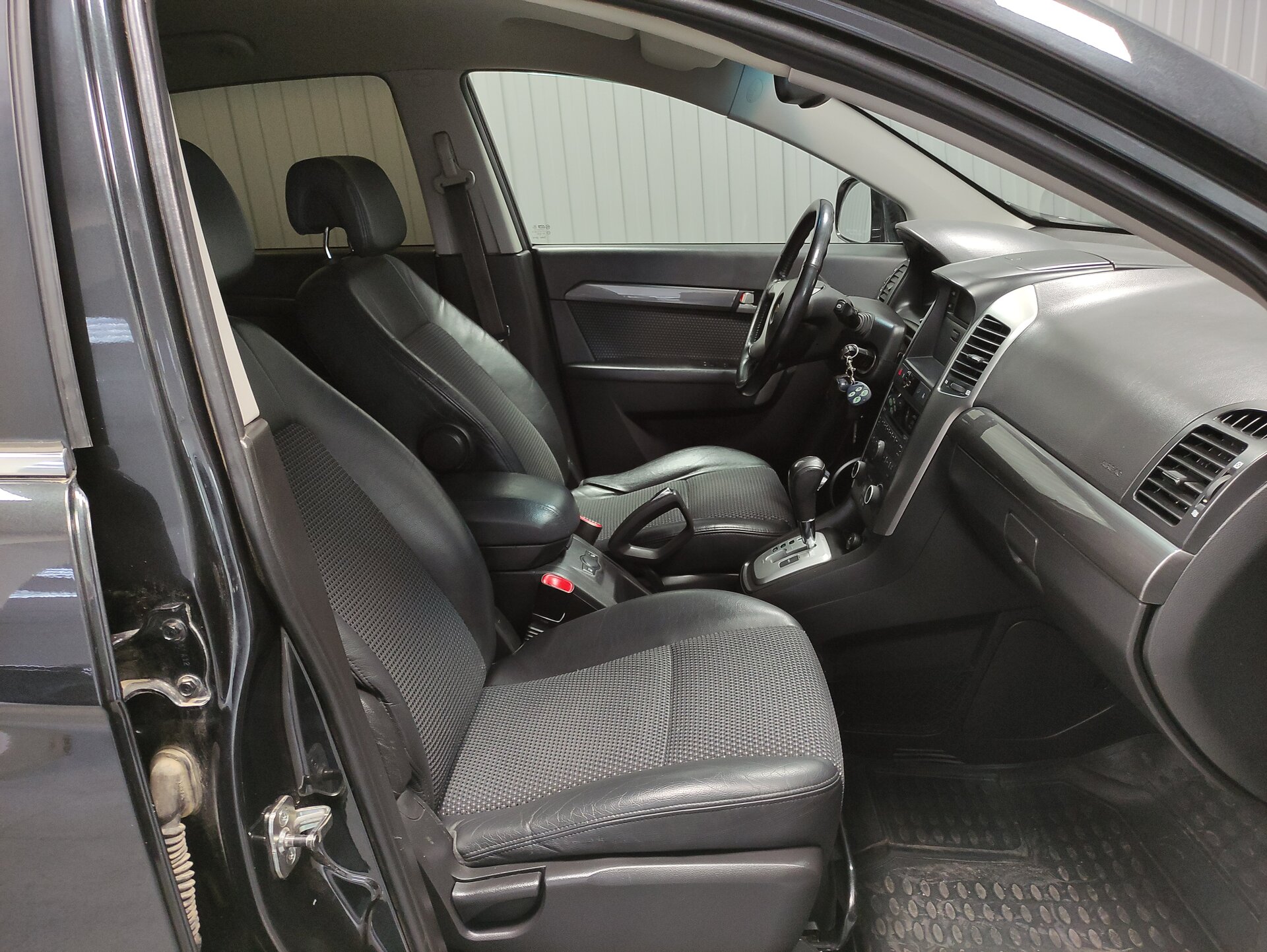 Chevrolet Captiva, I 2011