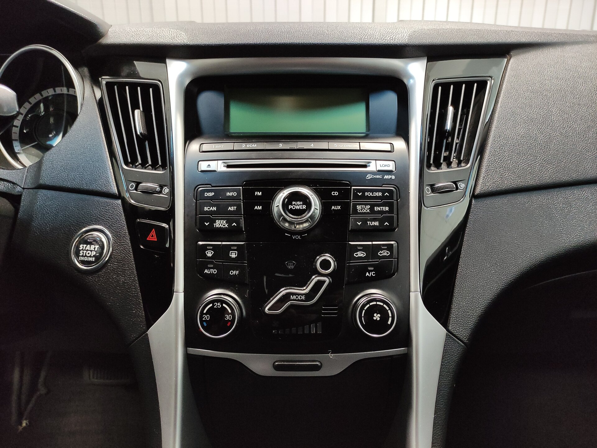 Hyundai Sonata, VI (YF) 2011