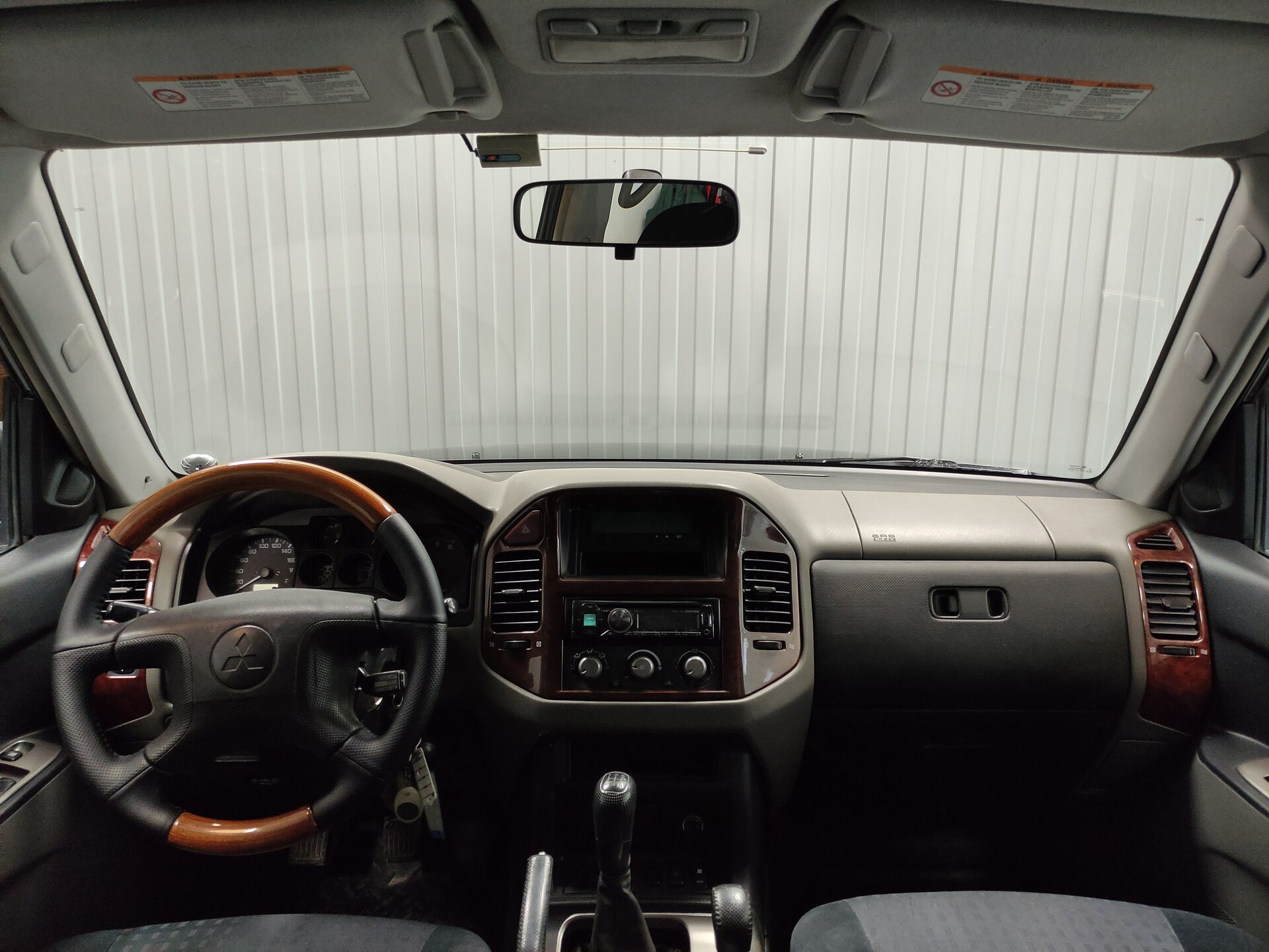 Mitsubishi Pajero, III Рестайлинг 2003