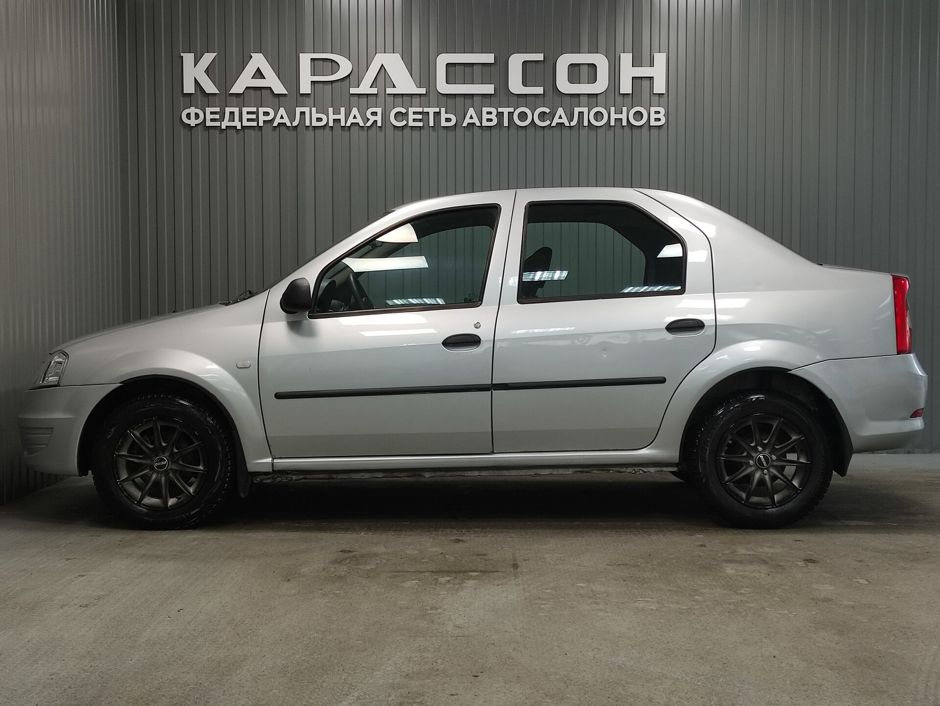 Renault Logan, I Рестайлинг 2012