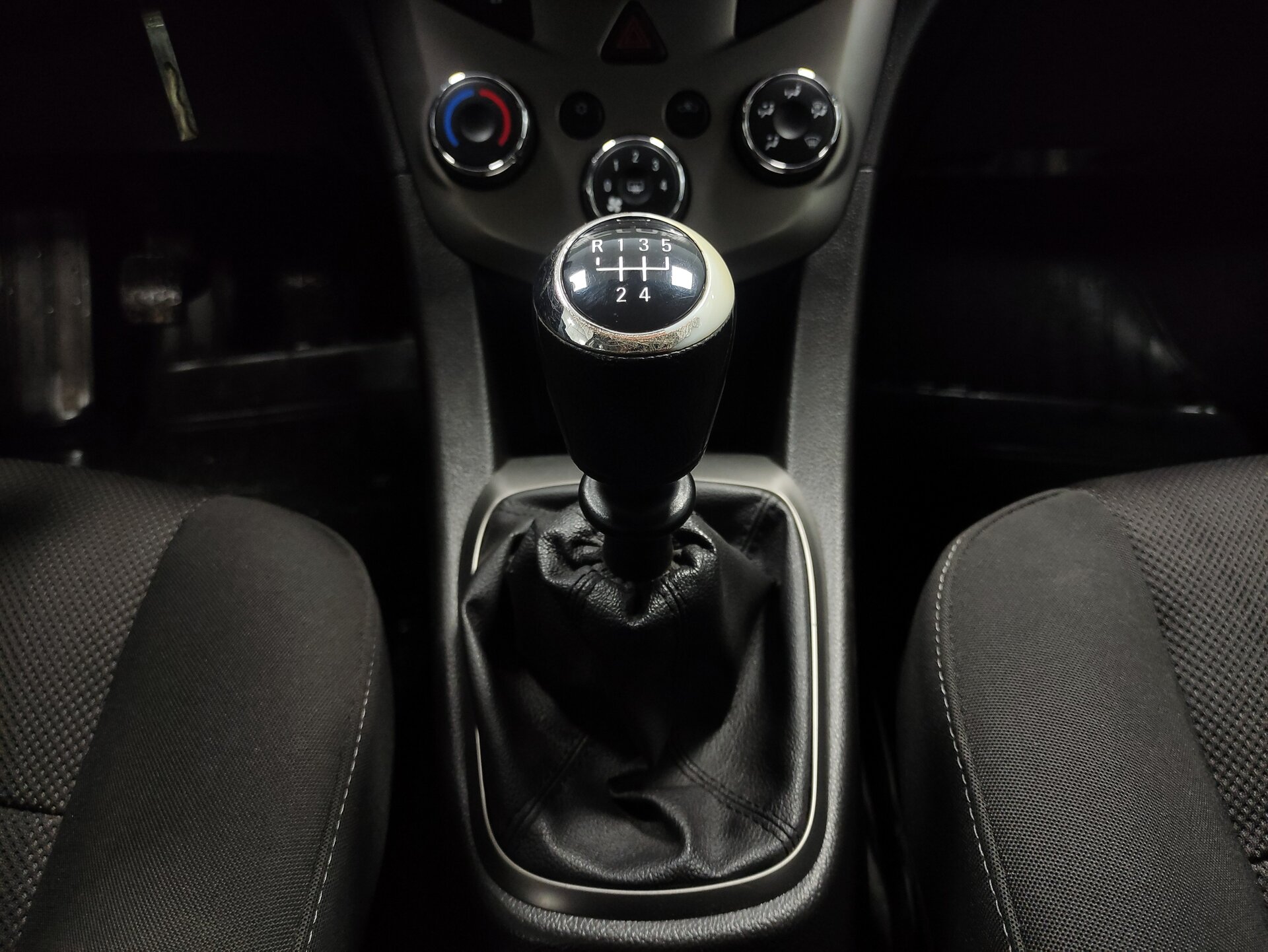 Chevrolet Aveo, II 2013