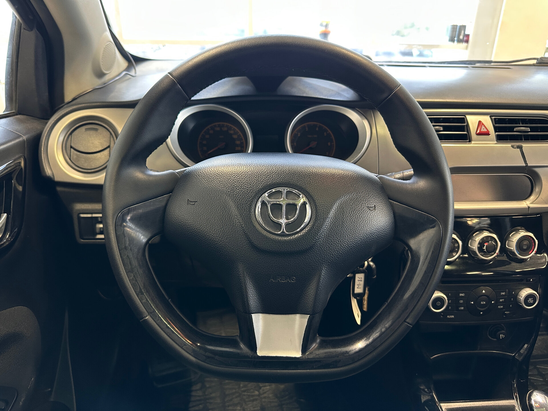 Brilliance H230, I 2015 Brilliance H230, I 2015
