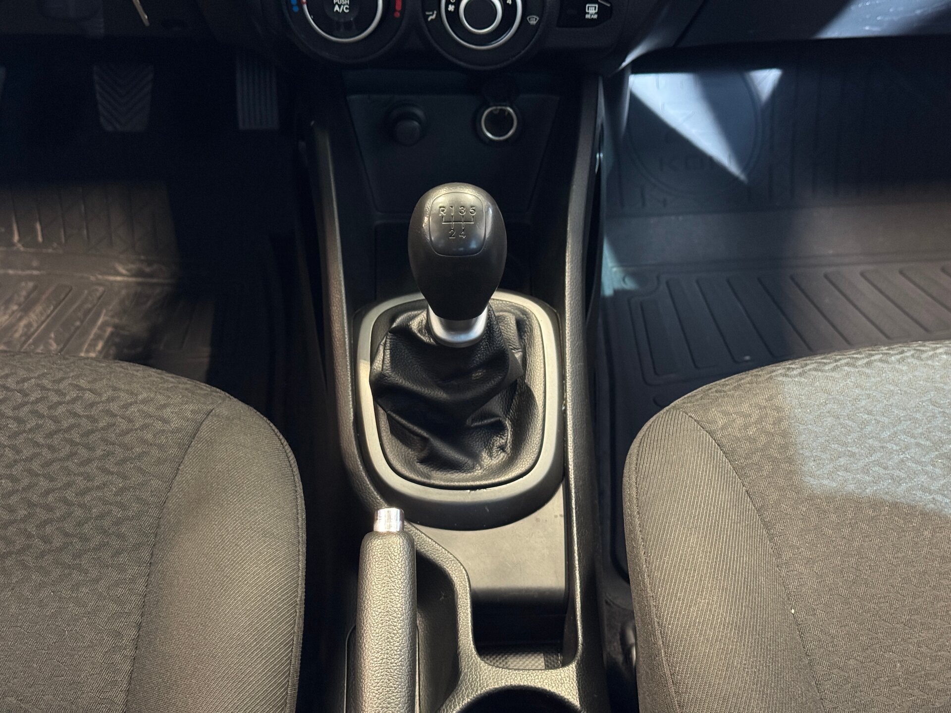 Kia Rio, III 2013