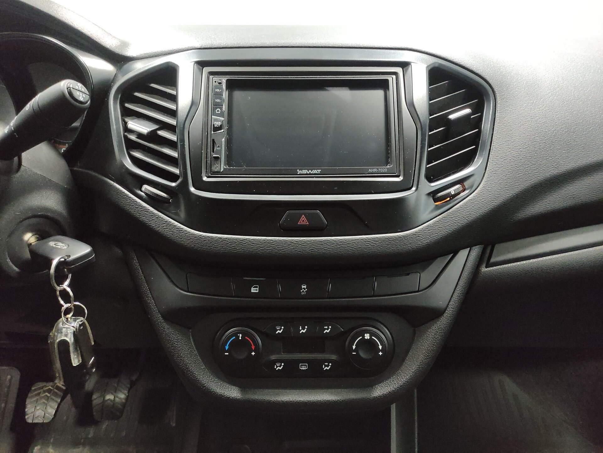 Lada (ВАЗ) Vesta, I 2017 Lada (ВАЗ) Vesta, I 2017