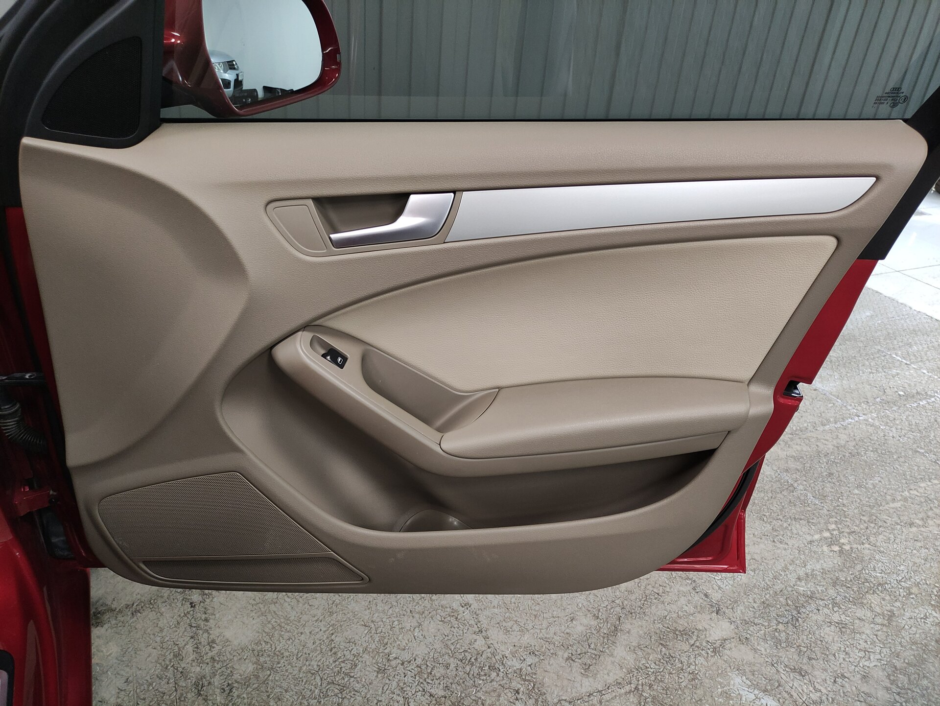 Audi A4, IV (B8) 2011