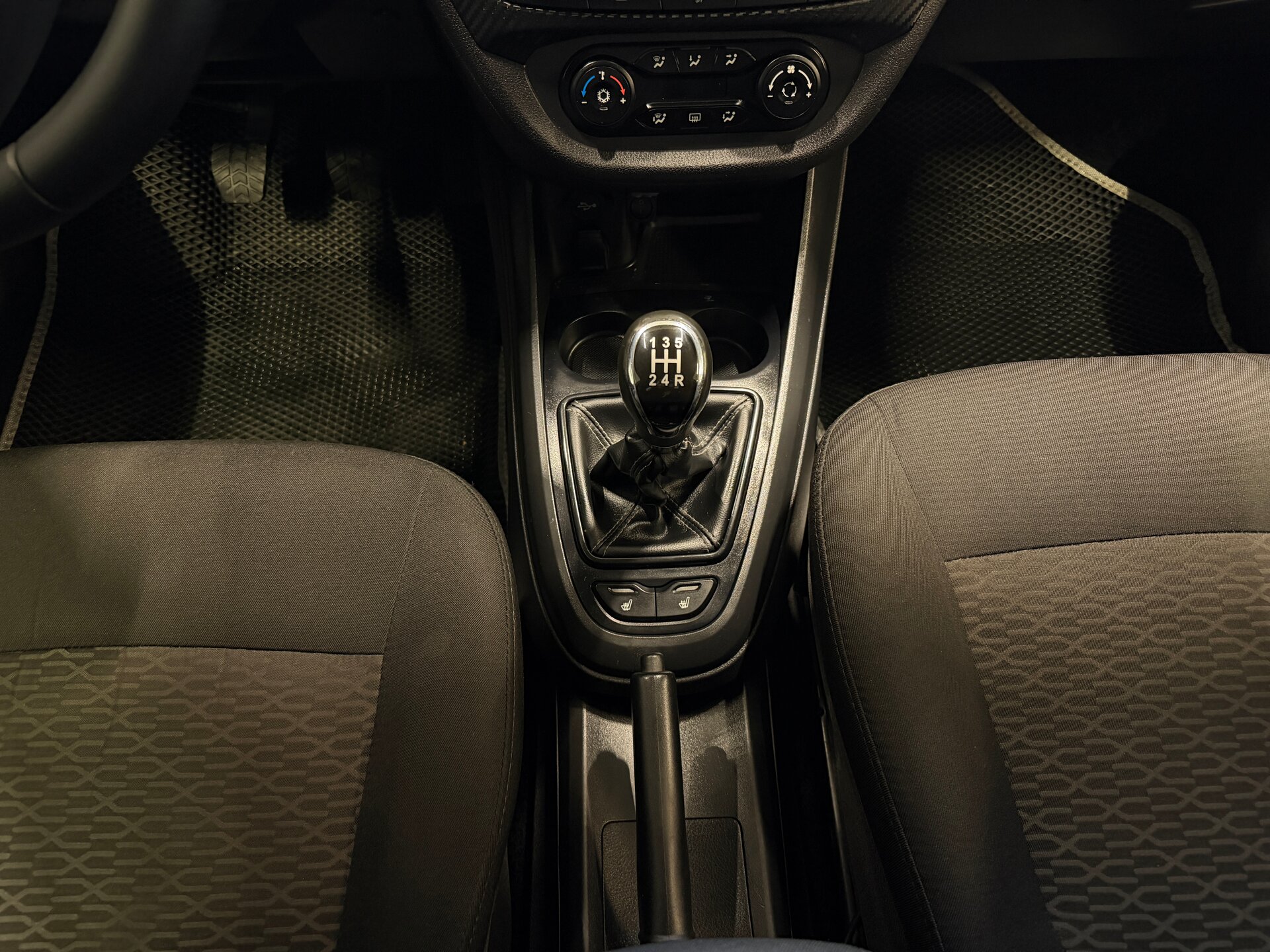 Lada (ВАЗ) Vesta, I 2018