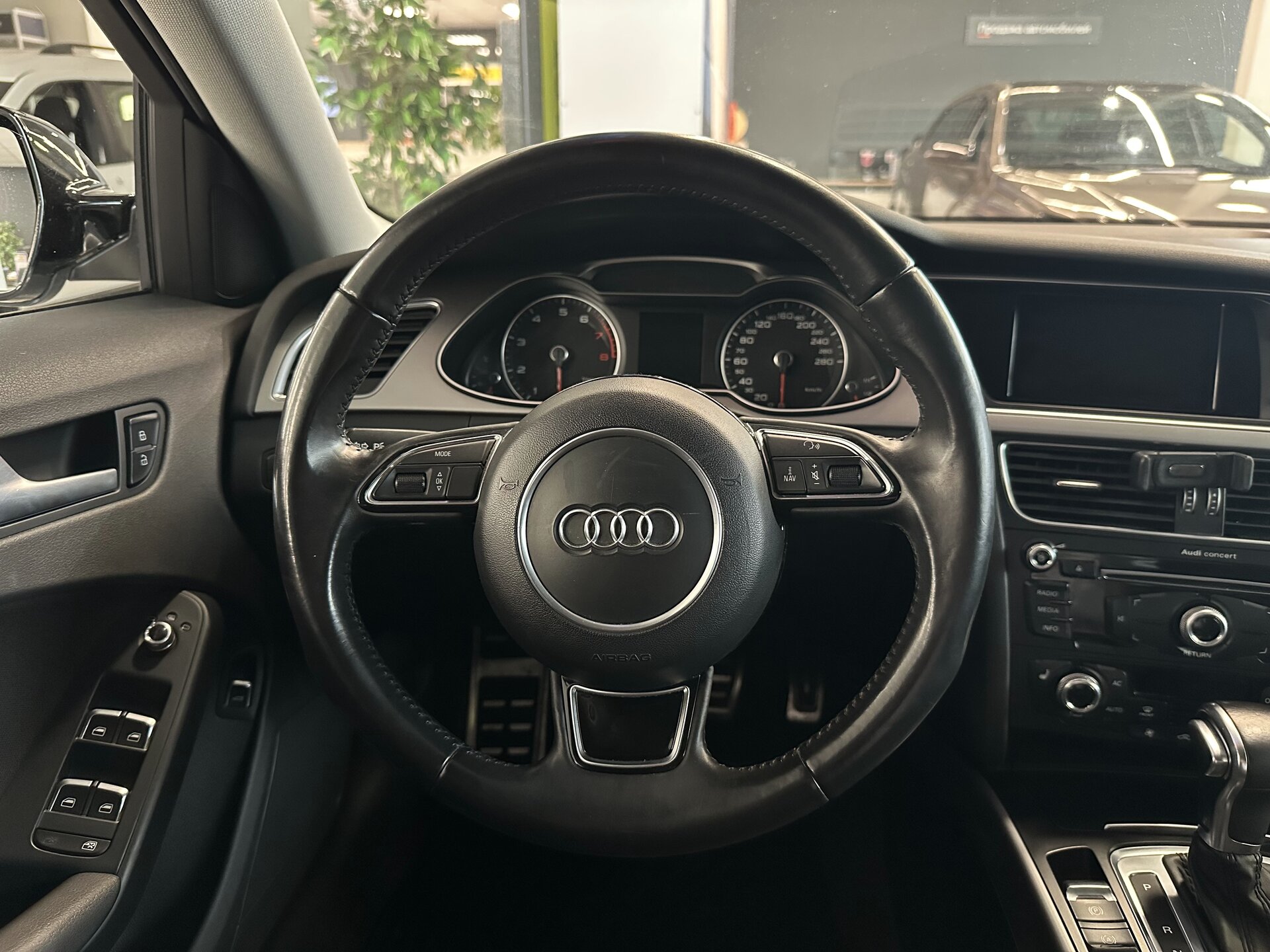 Audi A4, IV (B8) Рестайлинг 2013