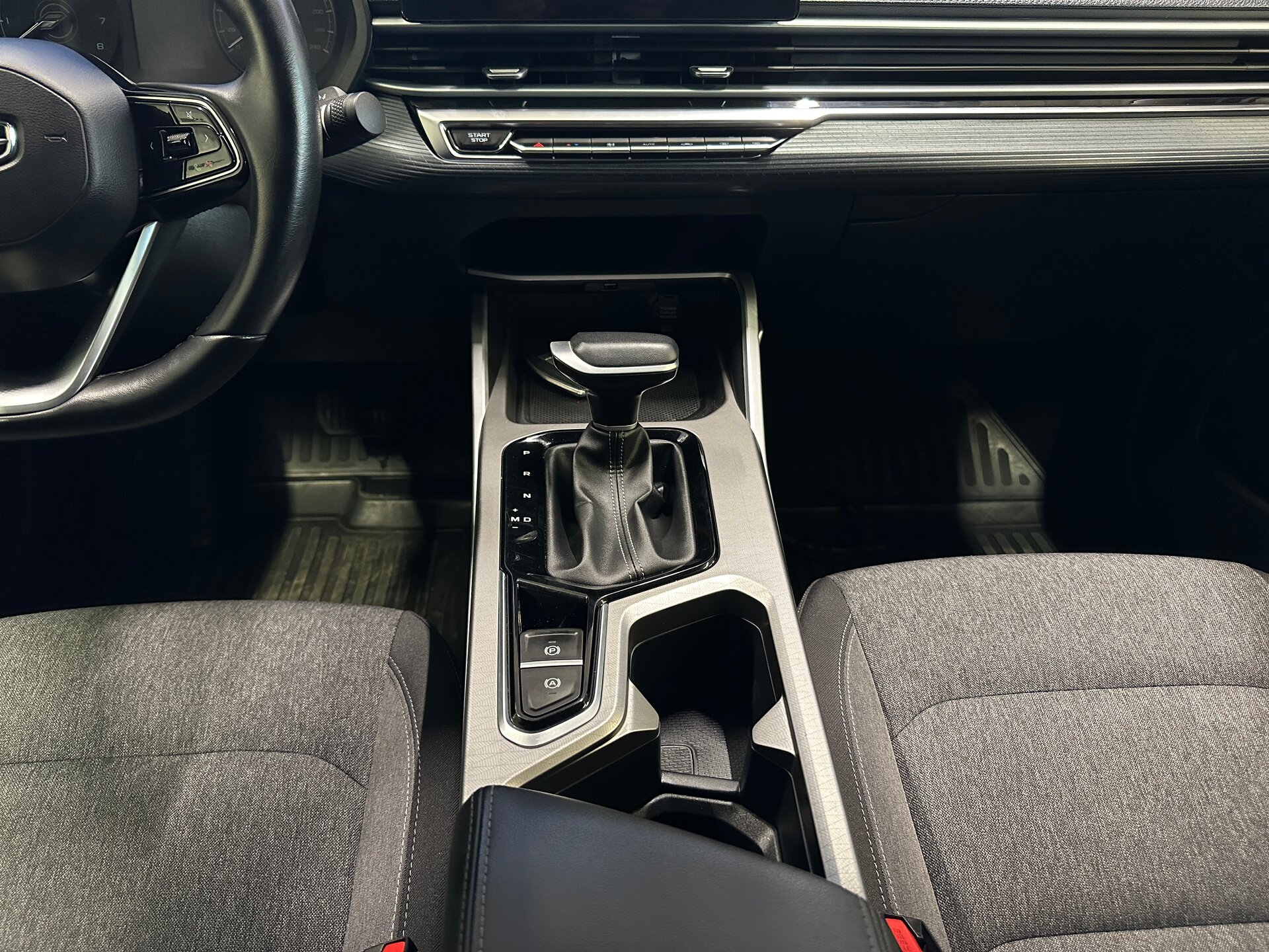 Geely Emgrand, II 2023 Geely Emgrand, II 2023