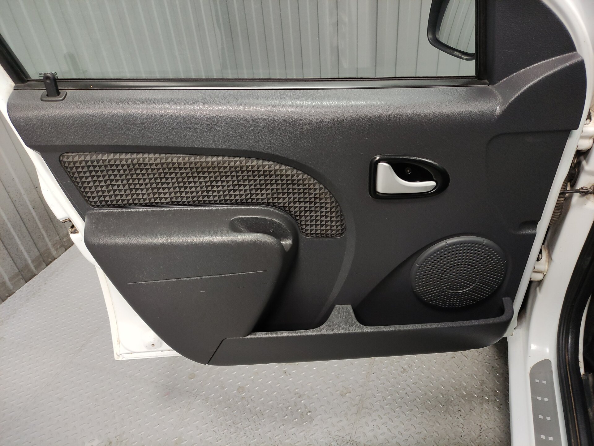 Renault Logan, I 2009 Renault Logan, I 2009