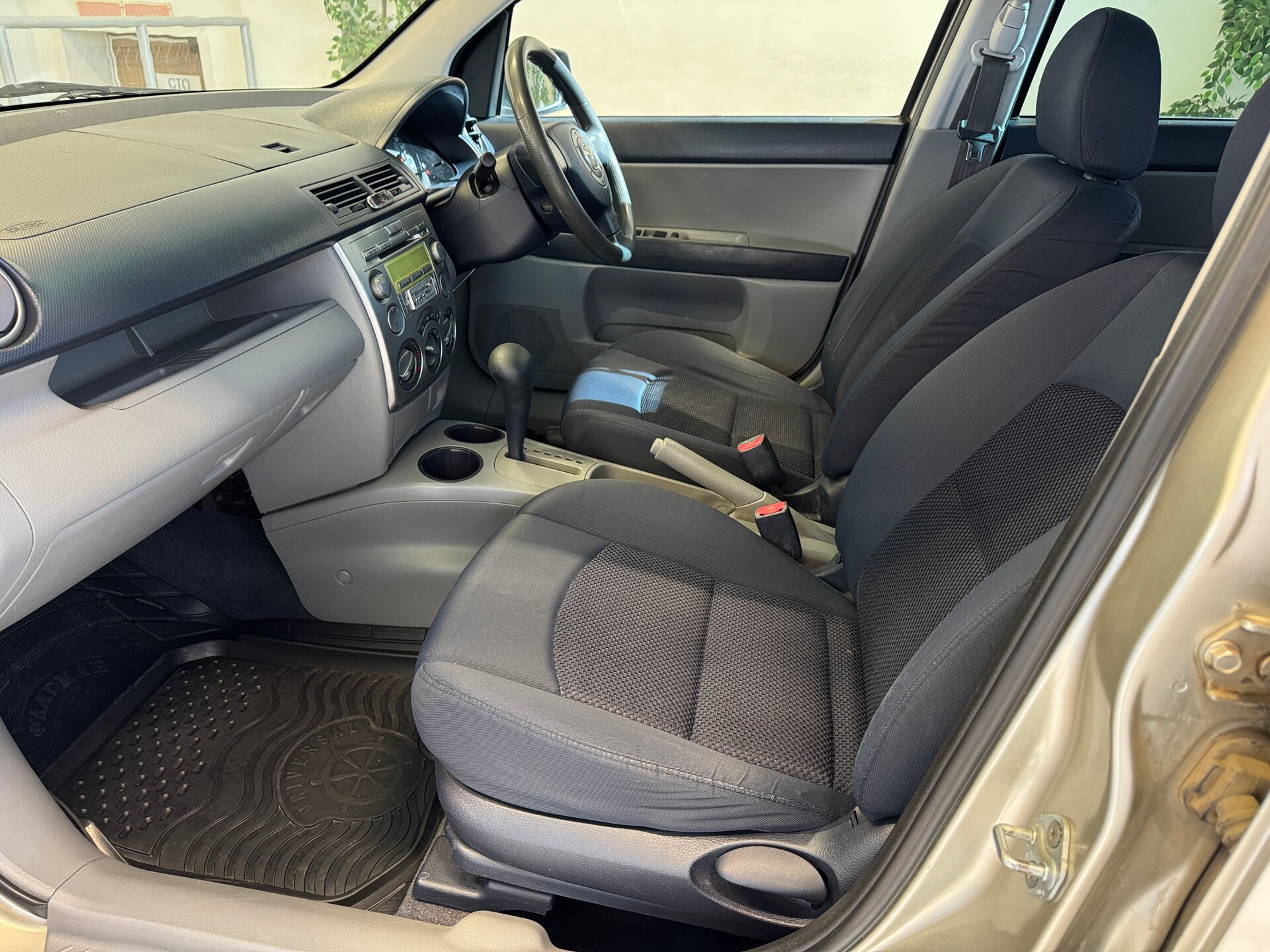 Mazda Demio, II (DY) 2003