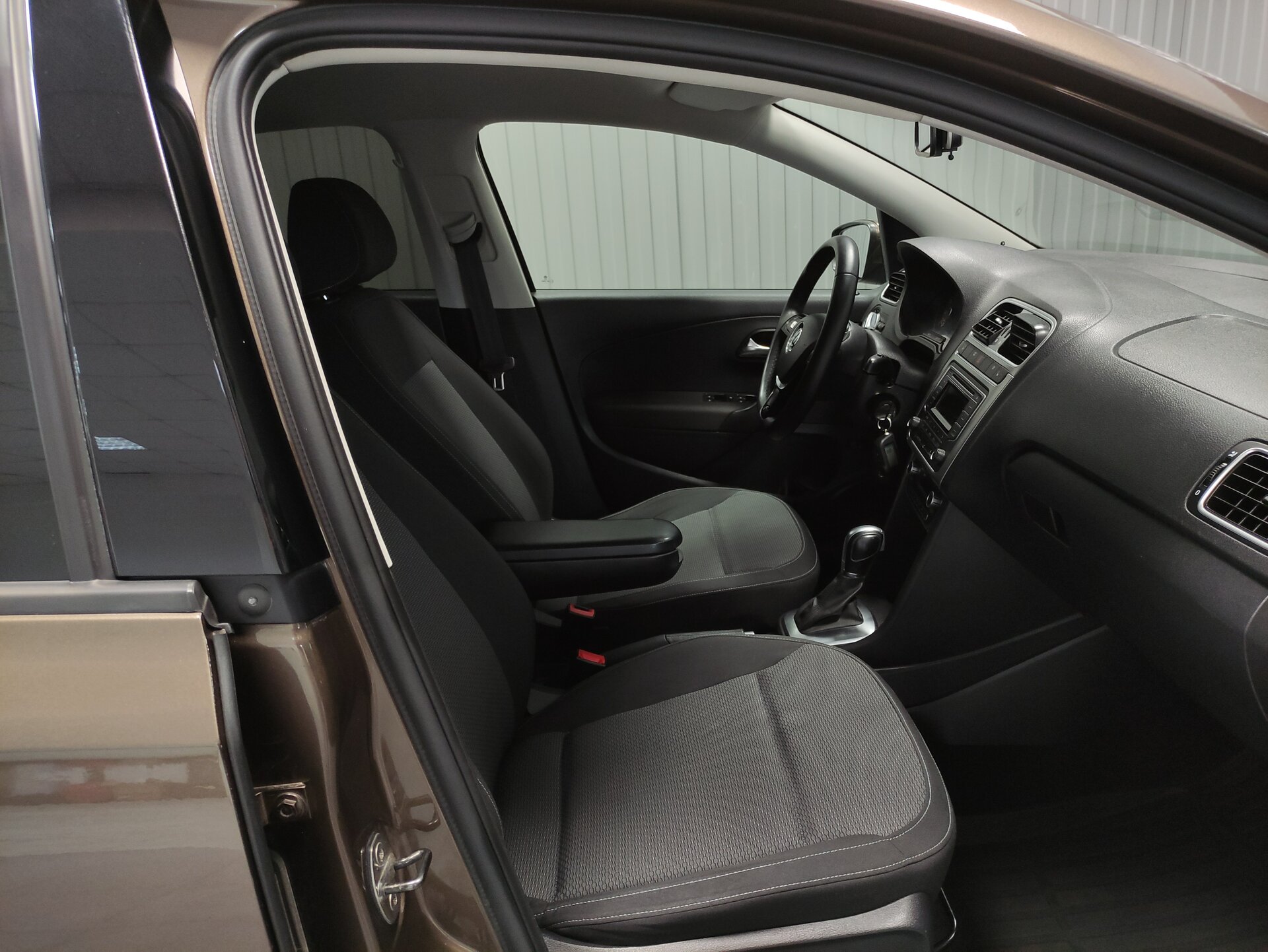 Volkswagen Polo, V Рестайлинг 2016
