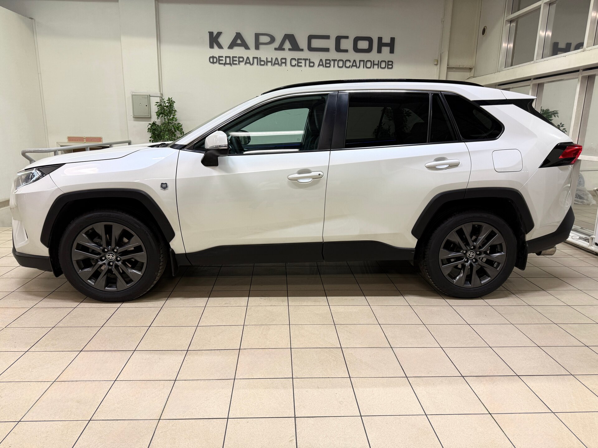 Toyota RAV4, V (XA50) 2020
