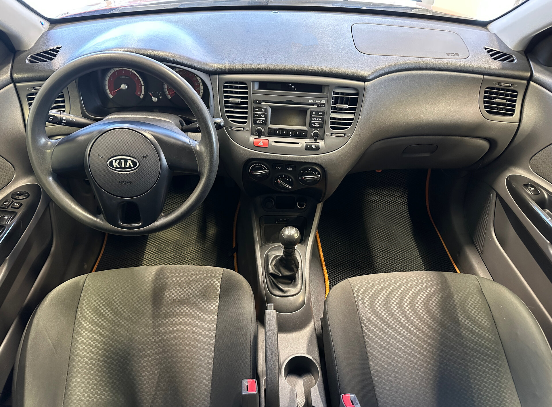 Kia Rio, II Рестайлинг 2011 Kia Rio, II Рестайлинг 2011