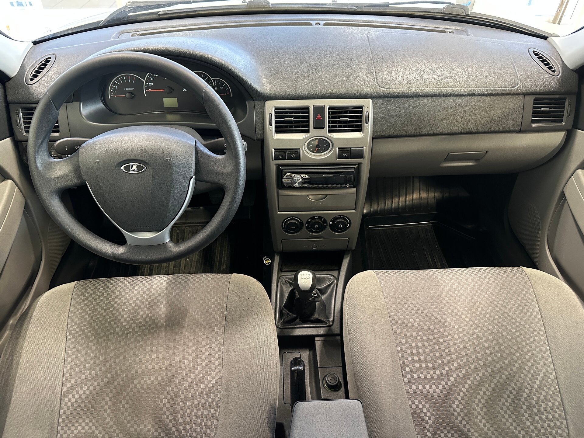 Lada (ВАЗ) Priora, I 2012 Lada (ВАЗ) Priora, I 2012