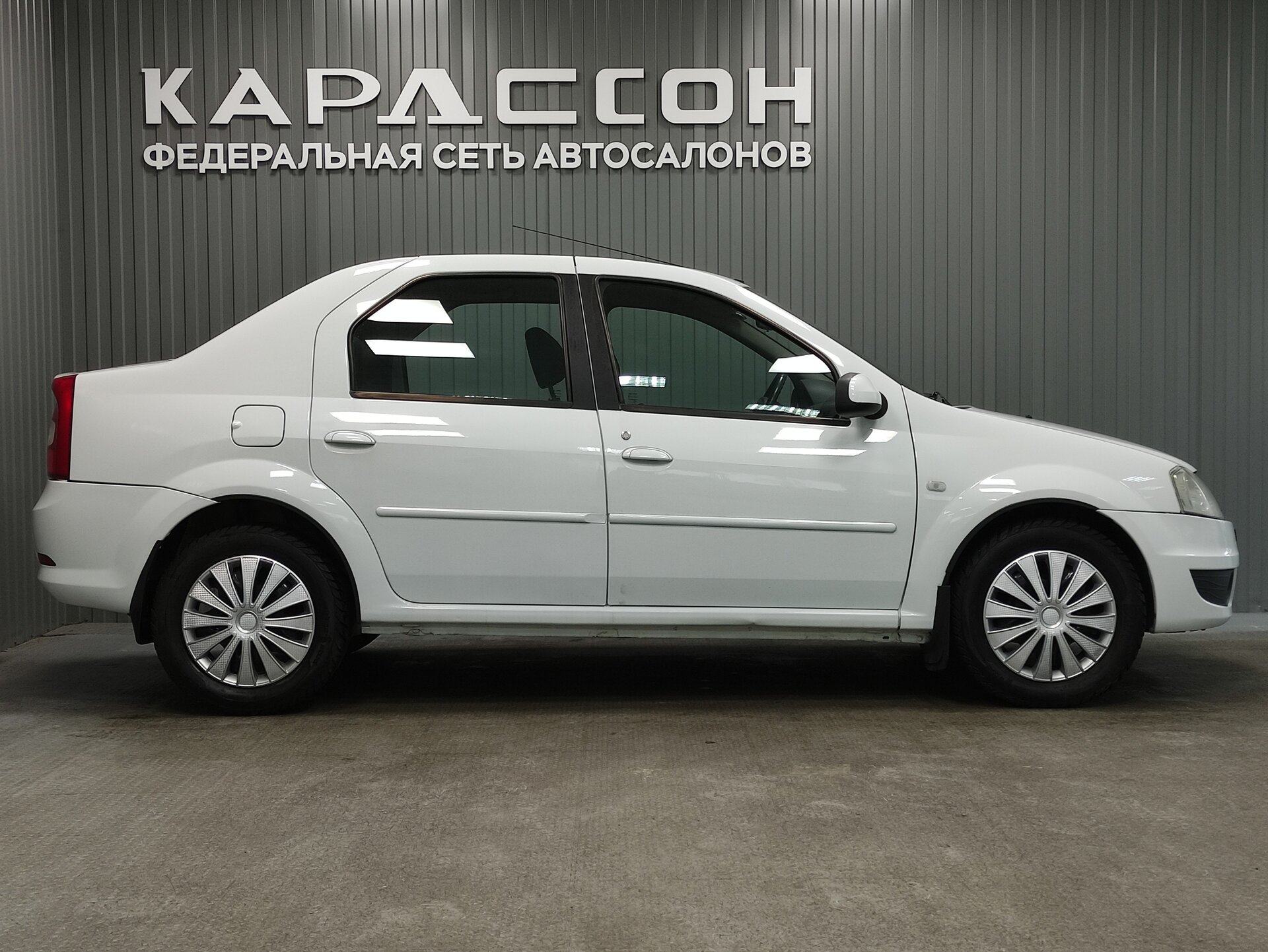 Renault Logan, I Рестайлинг 2013