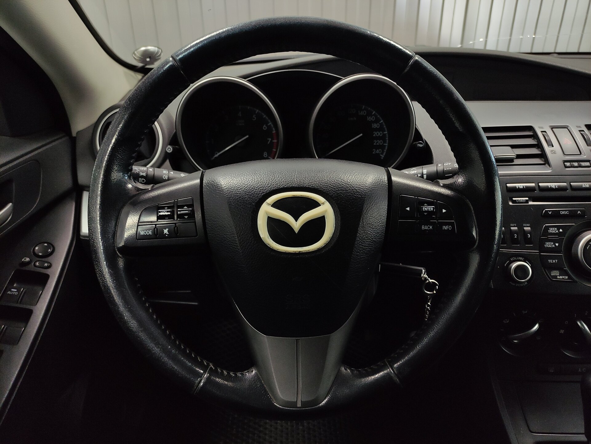 Mazda 3, II (BL) Рестайлинг 2012