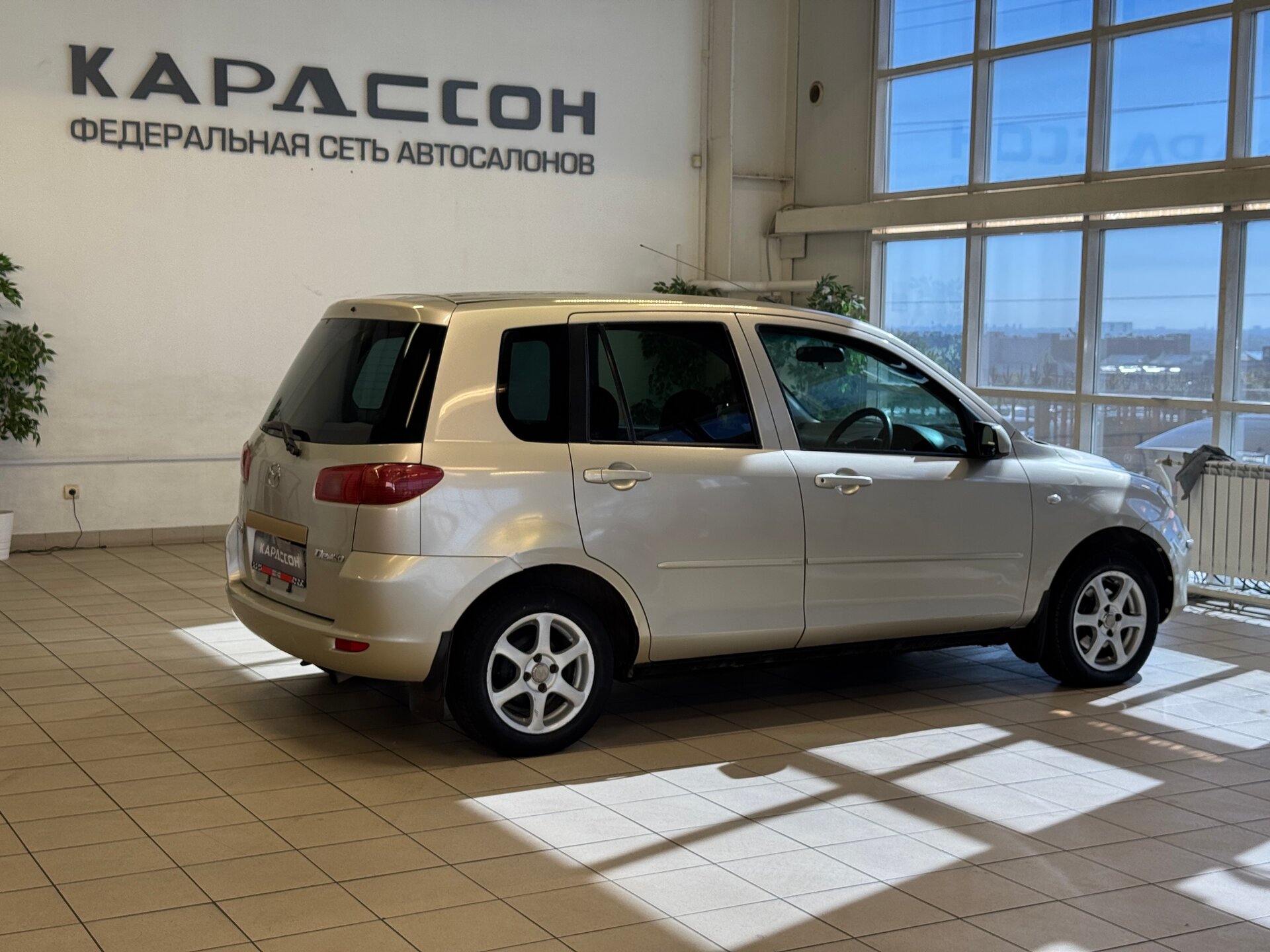 Mazda Demio, II (DY) 2003