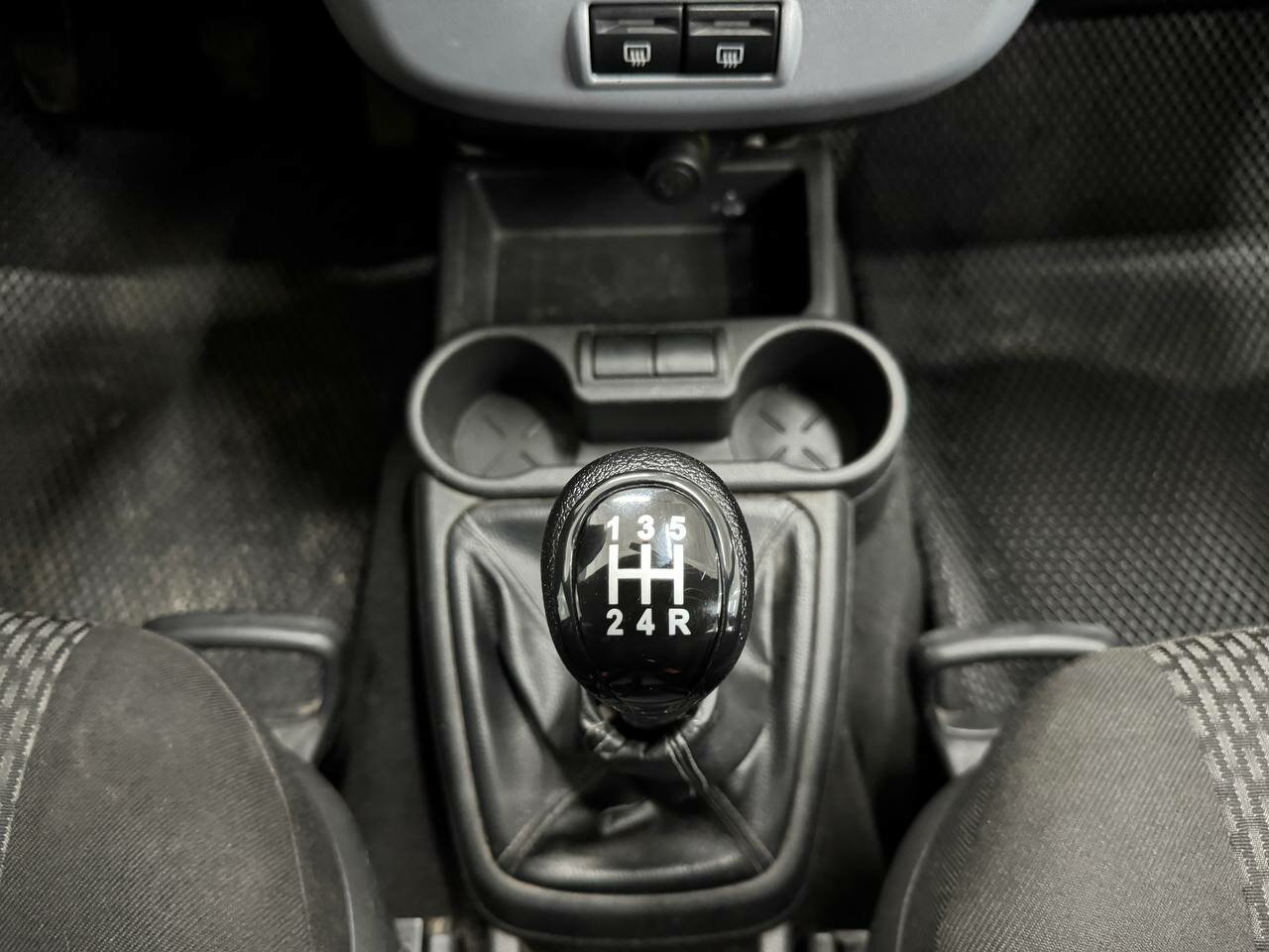 Lada (ВАЗ) Kalina, II 2013 Lada (ВАЗ) Kalina, II 2013