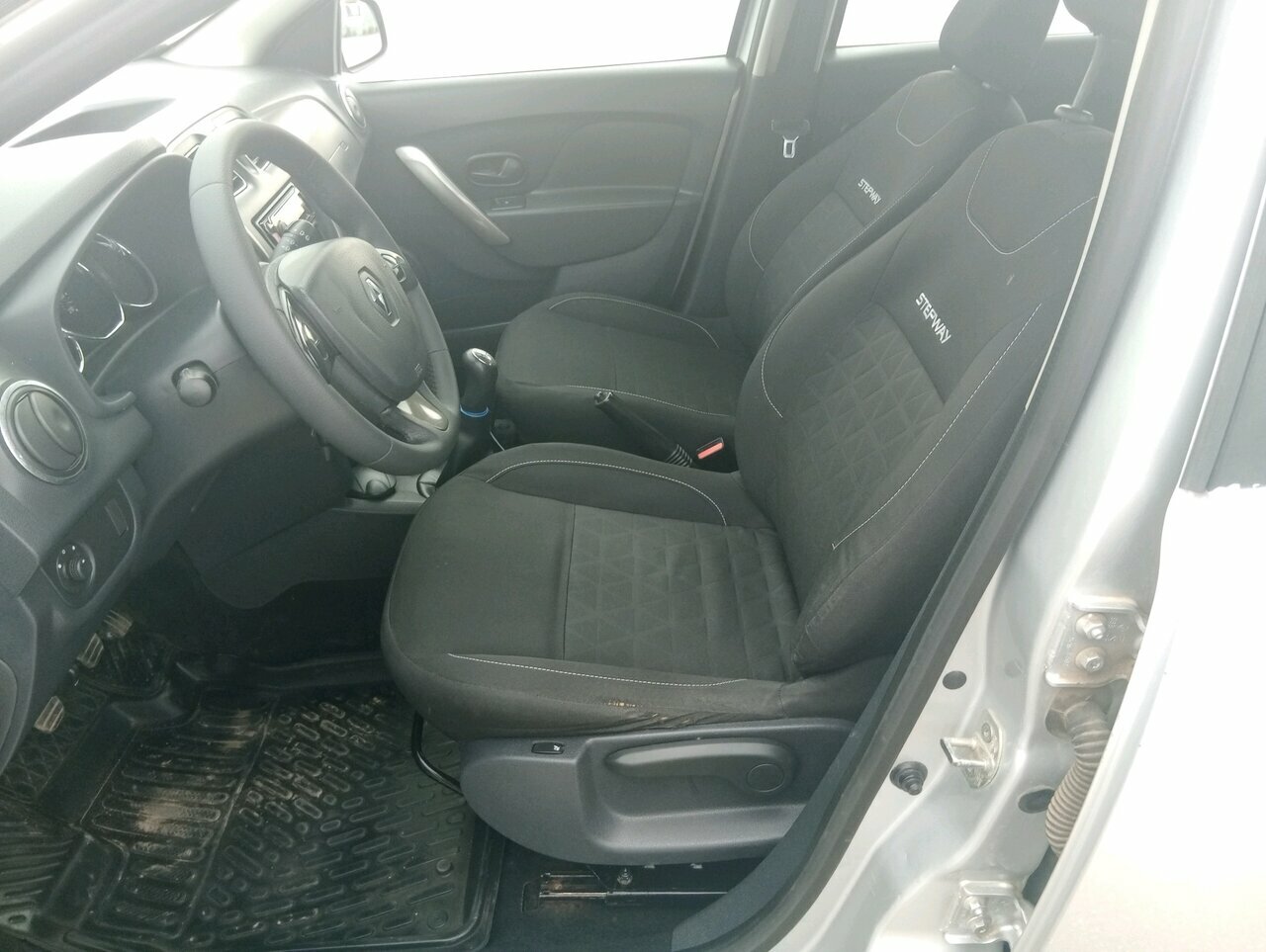 Renault Sandero, II 2015 Renault Sandero, II 2015