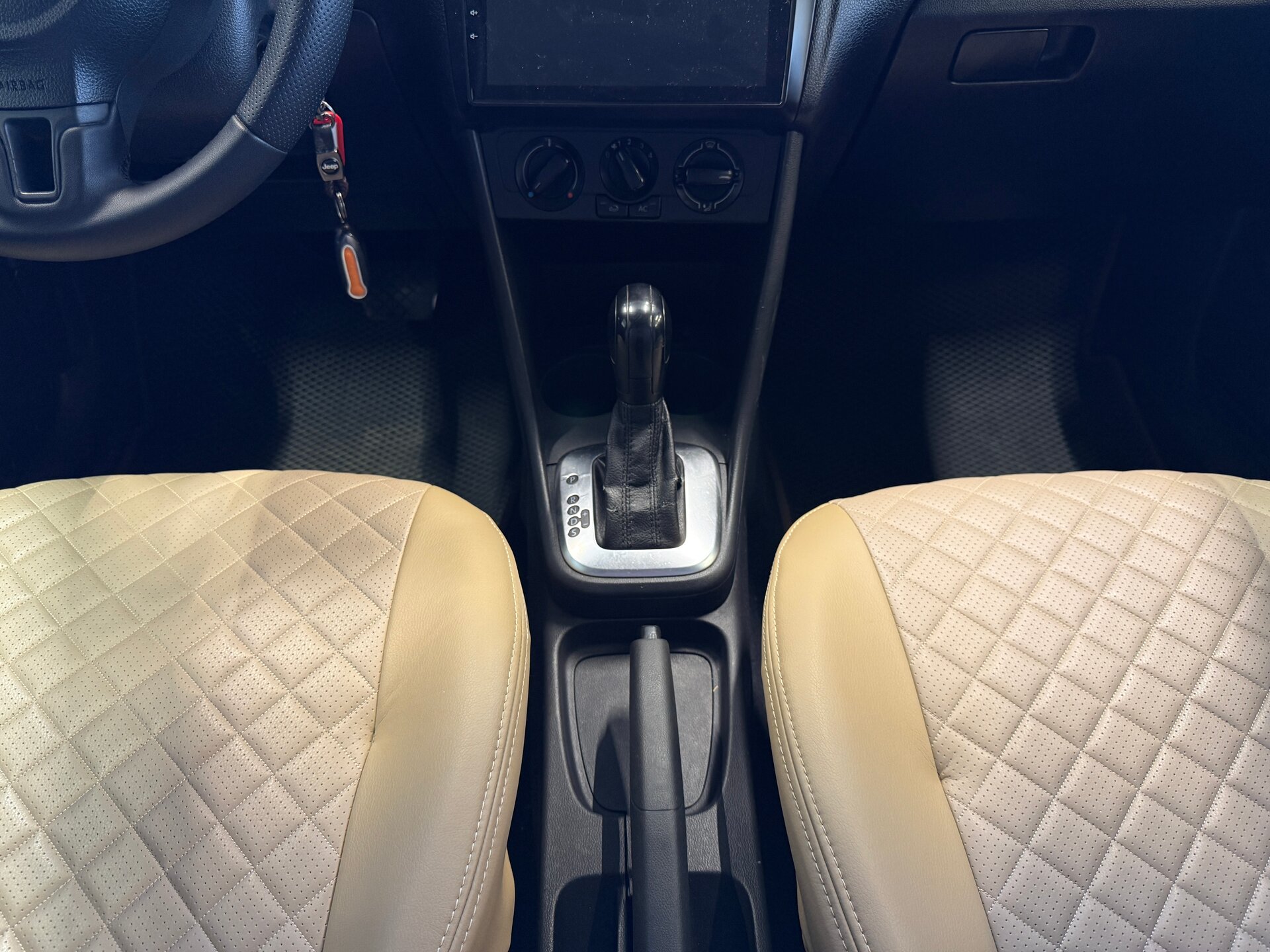 Volkswagen Polo, V 2013 Volkswagen Polo, V 2013