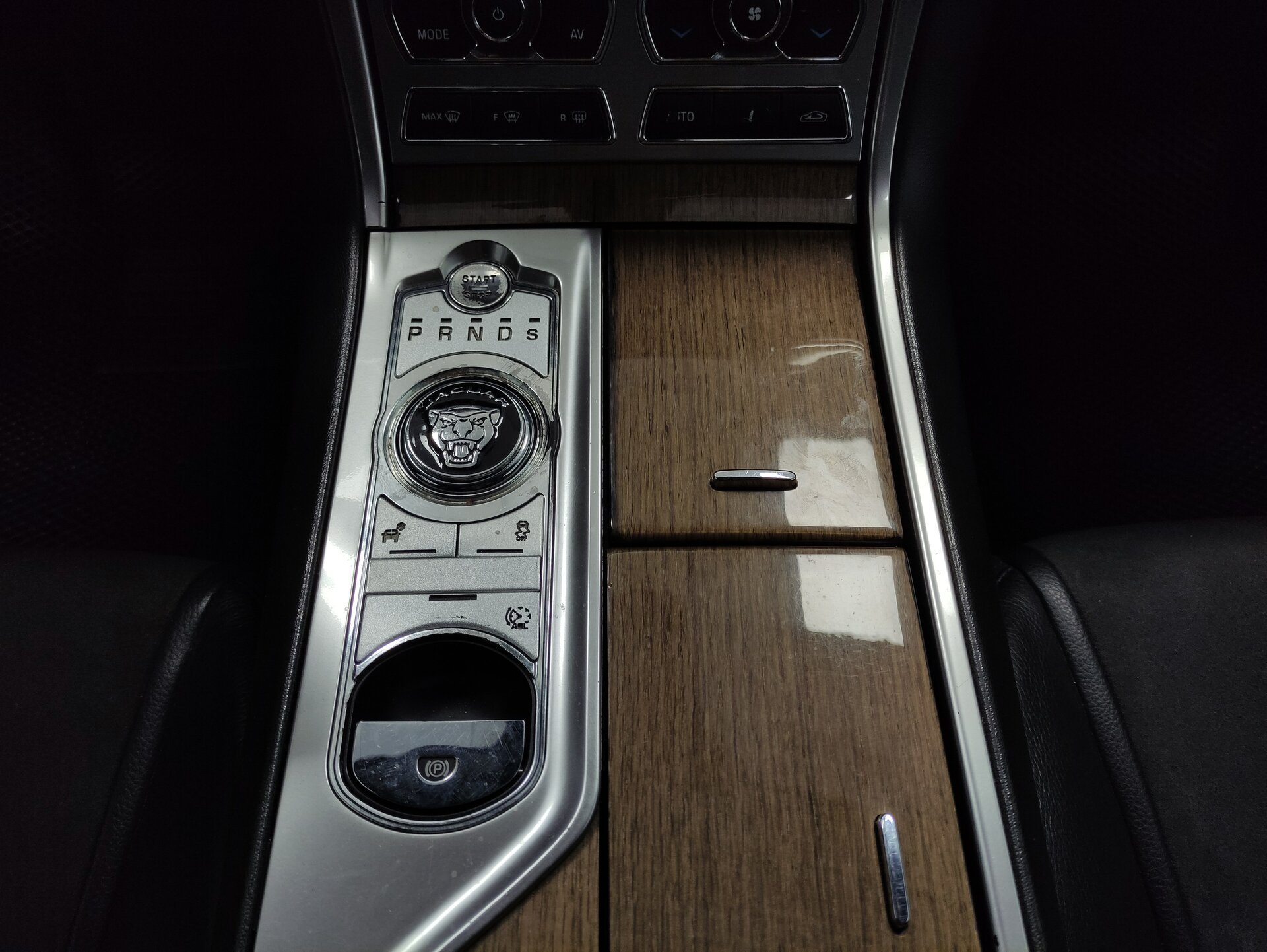 Jaguar XF, I Рестайлинг 2012