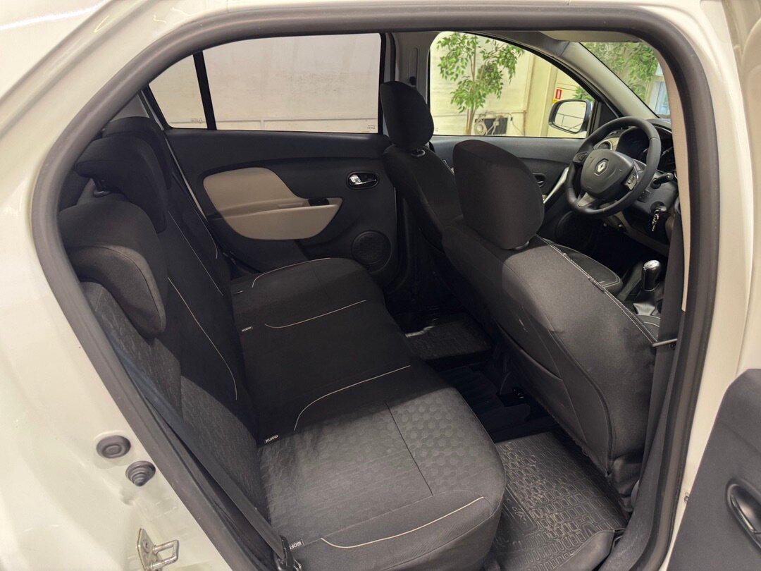 Renault Logan, II 2014 Renault Logan, II 2014