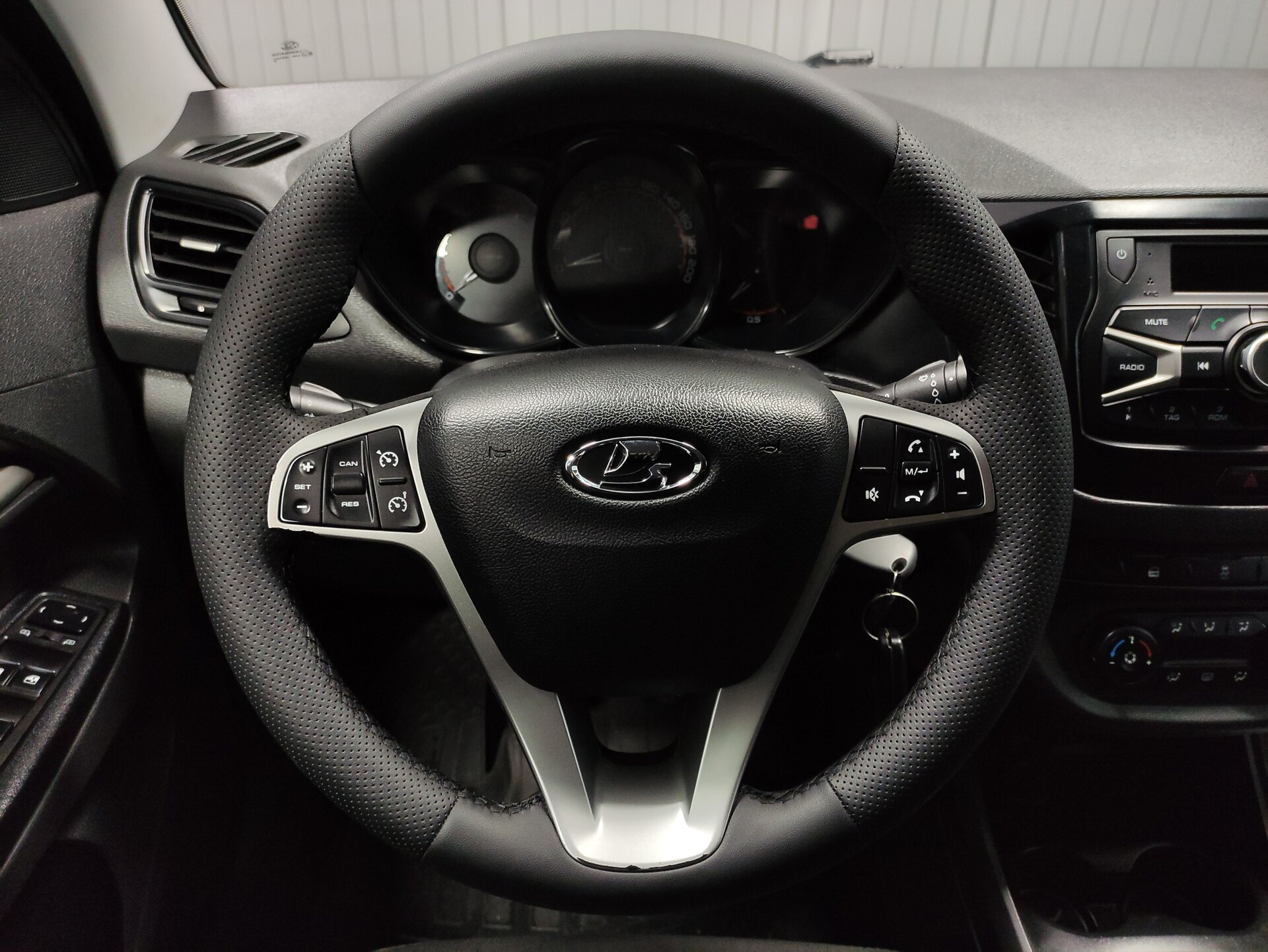 Lada (ВАЗ) Vesta, I 2021