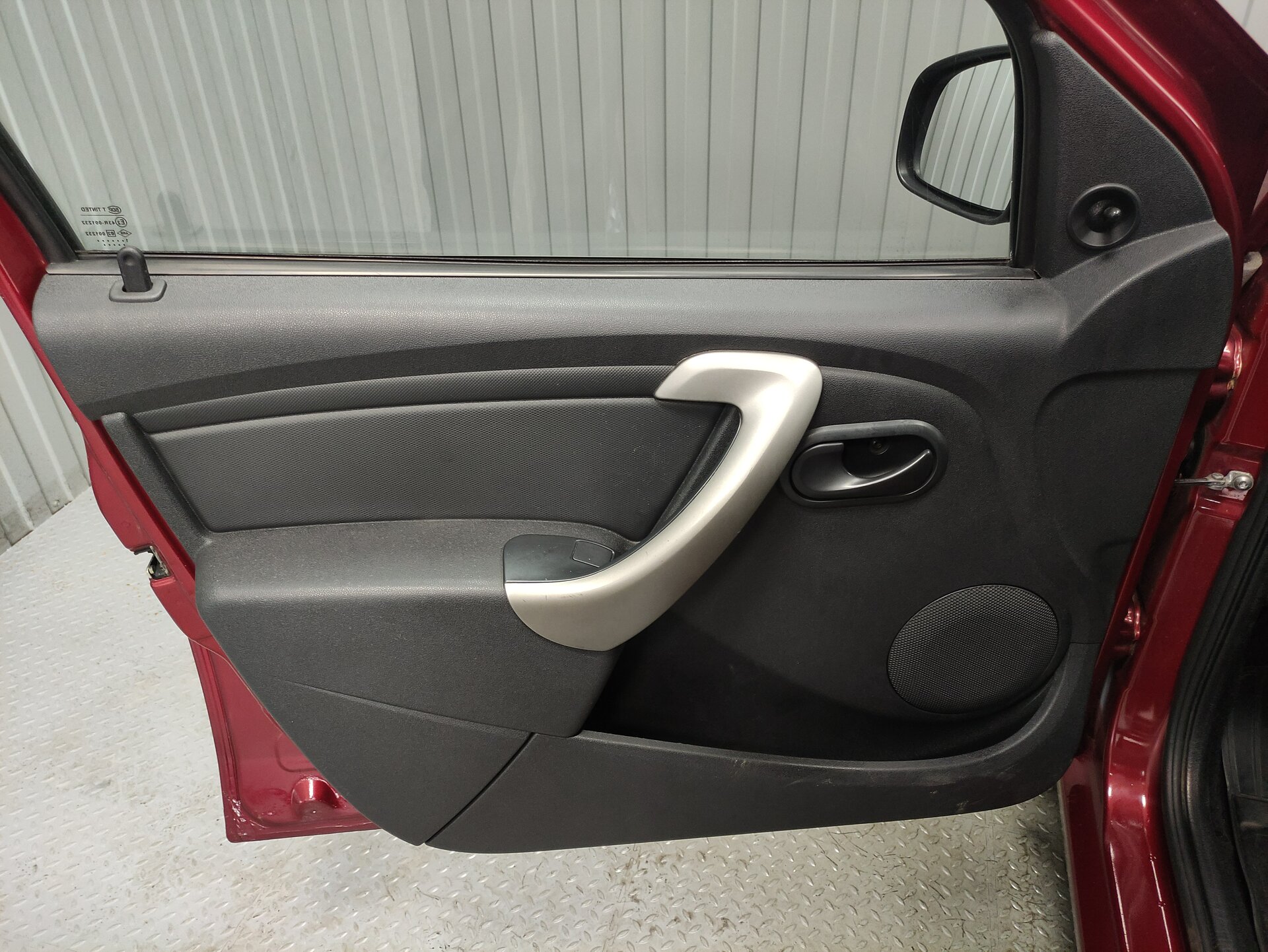 Renault Logan, I Рестайлинг 2011