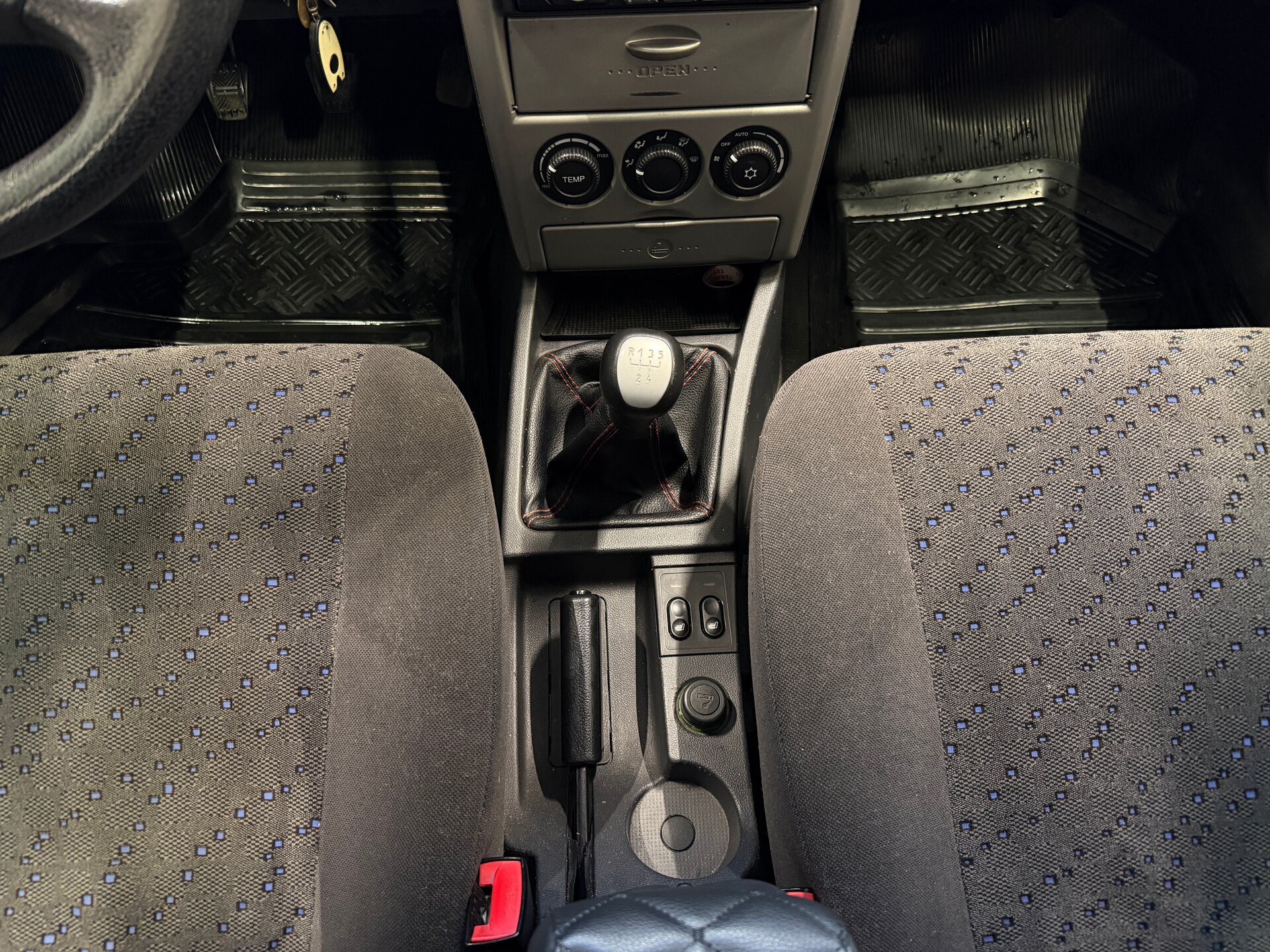 Lada (ВАЗ) Priora, I 2010 Lada (ВАЗ) Priora, I 2010