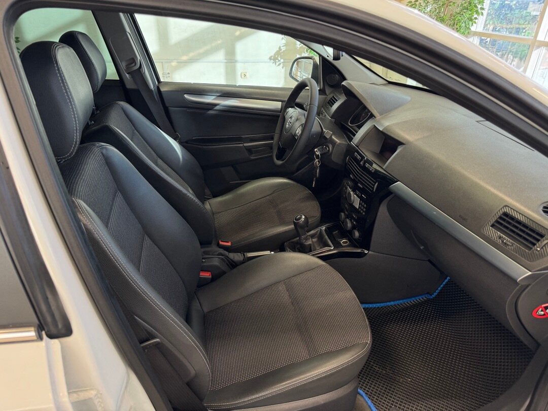 Opel Astra, J Рестайлинг 2014 Opel Astra, J Рестайлинг 2014