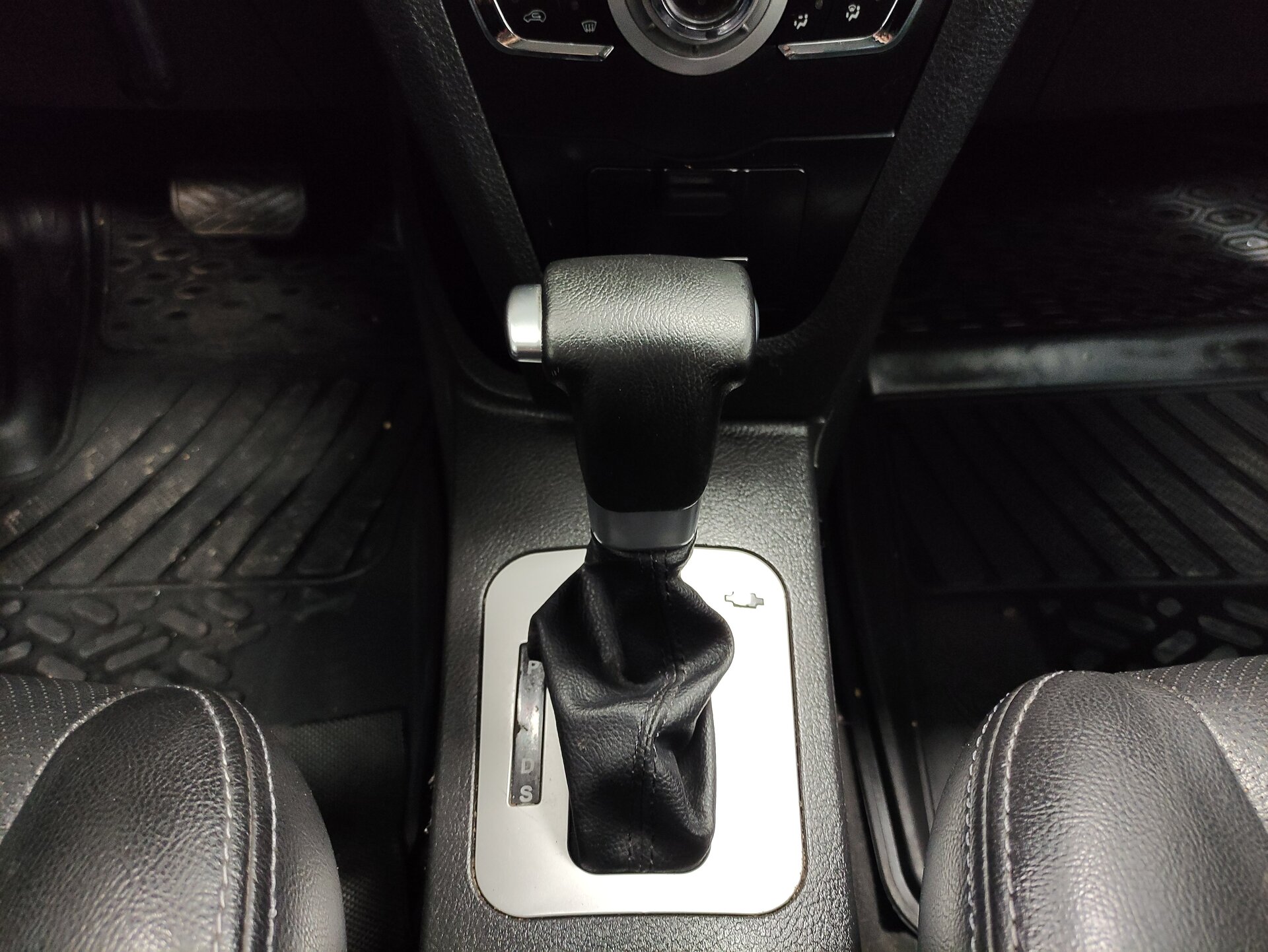 Lifan X50, I 2015