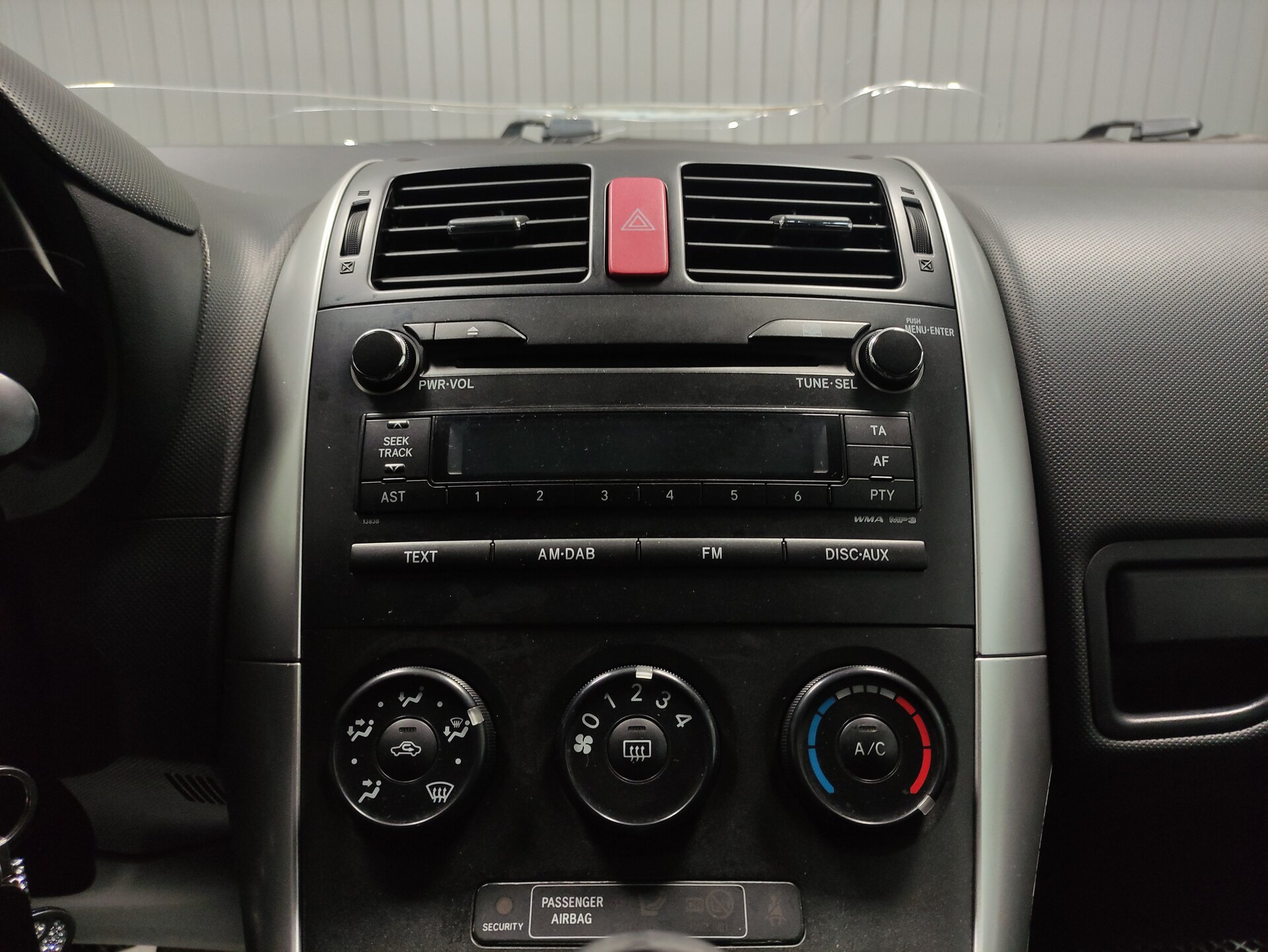 Toyota Auris, I Рестайлинг 2010