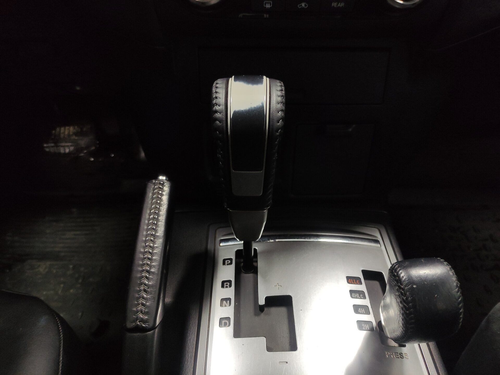 Mitsubishi Pajero, IV 2007 Mitsubishi Pajero, IV 2007