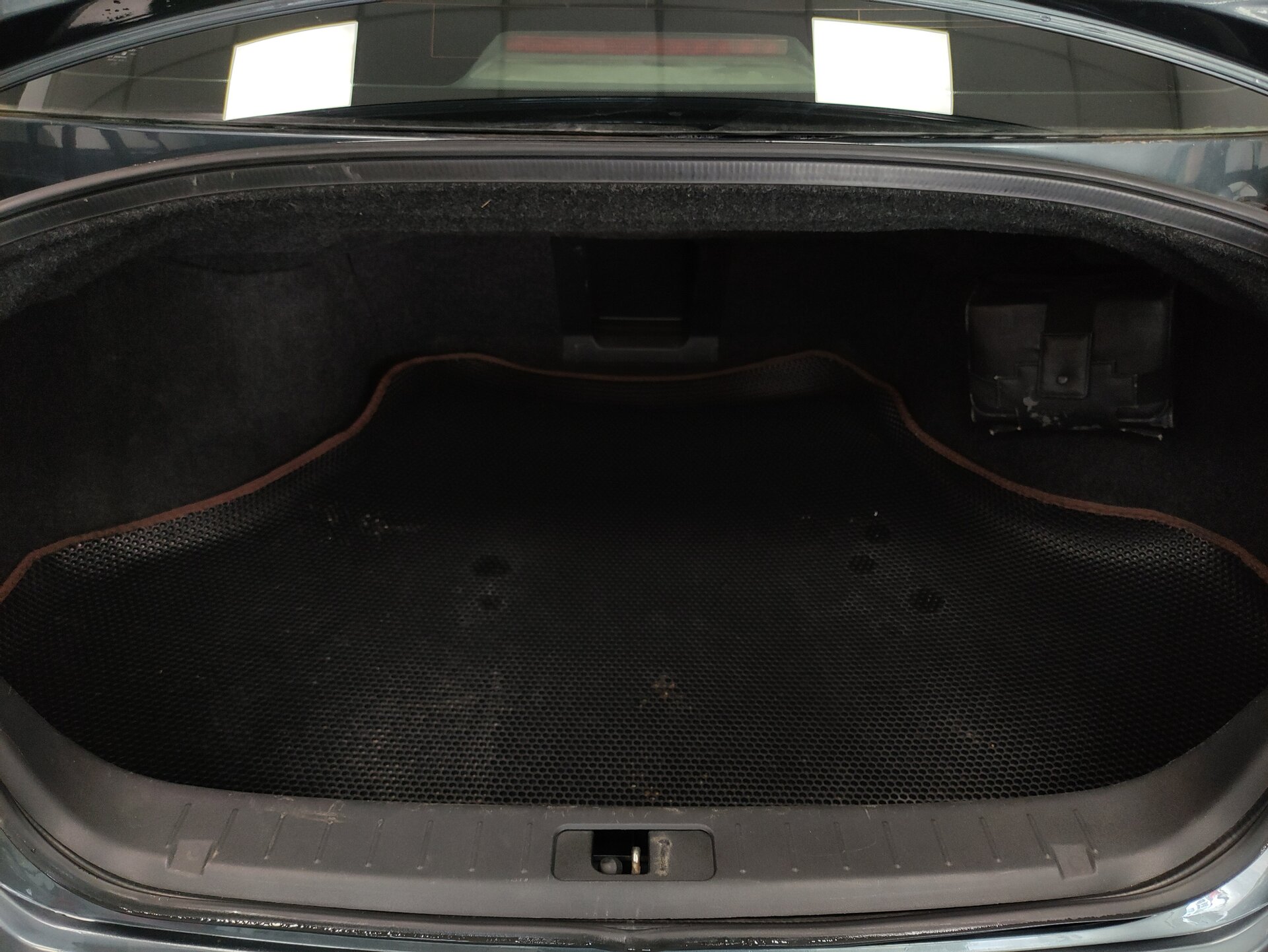 Infiniti M, IV 2012