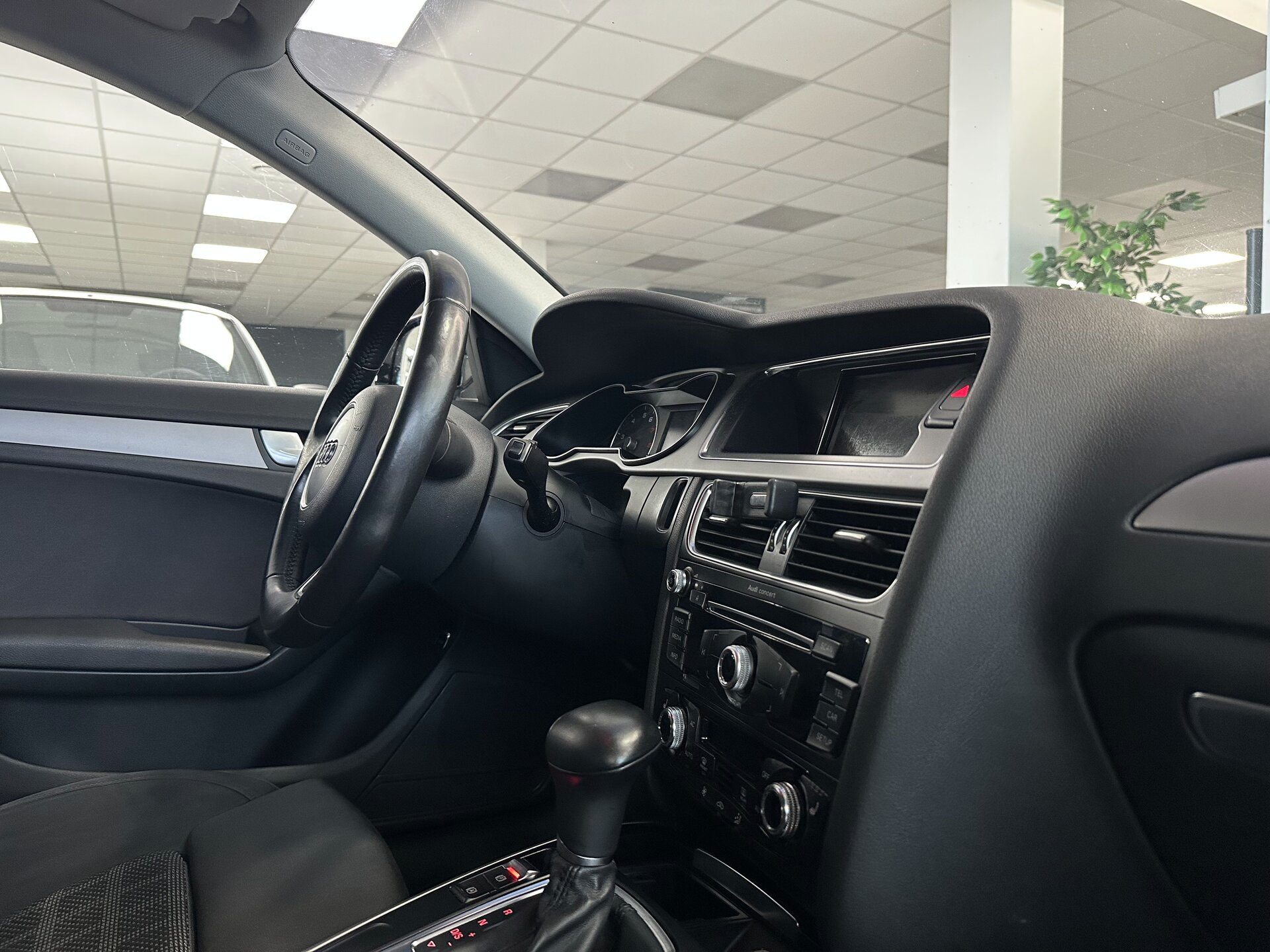 Audi A4, IV (B8) Рестайлинг 2013