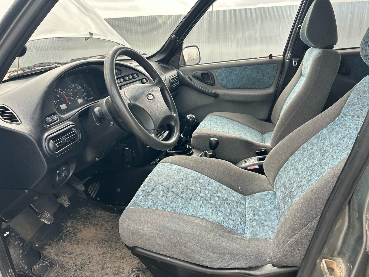 Chevrolet Niva, I 2004