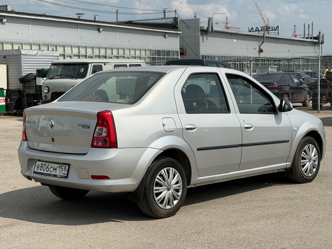 Renault Logan, I Рестайлинг 2013 Renault Logan, I Рестайлинг 2013
