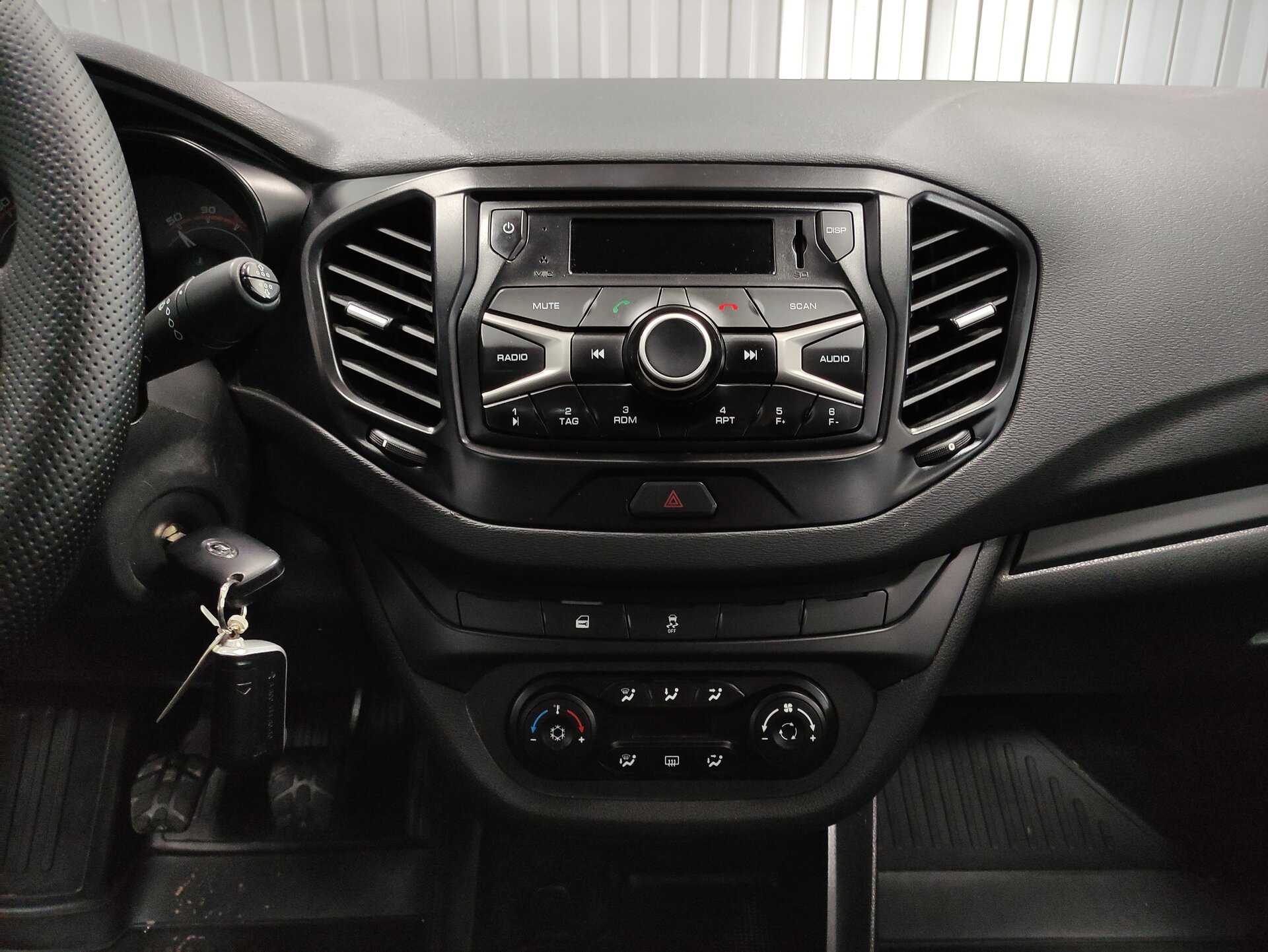 Lada (ВАЗ) Vesta, I 2017 Lada (ВАЗ) Vesta, I 2017